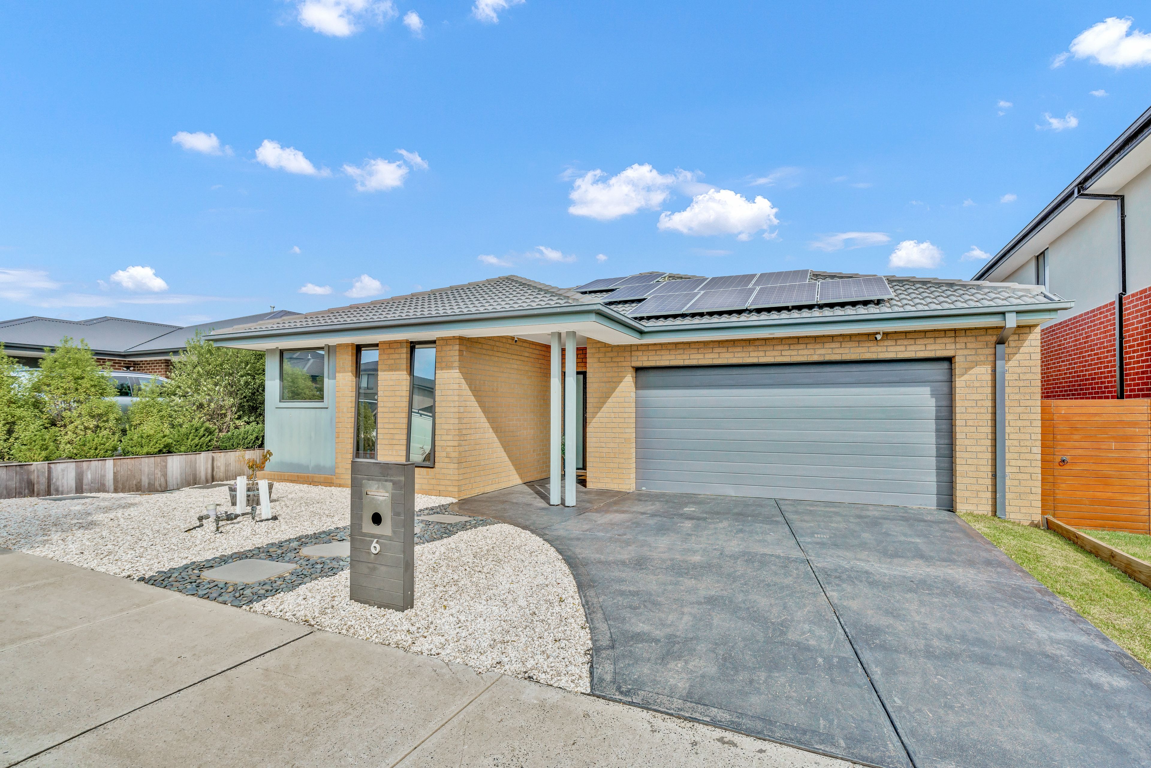 6 Trueman Street, Cranbourne West, VIC 3977