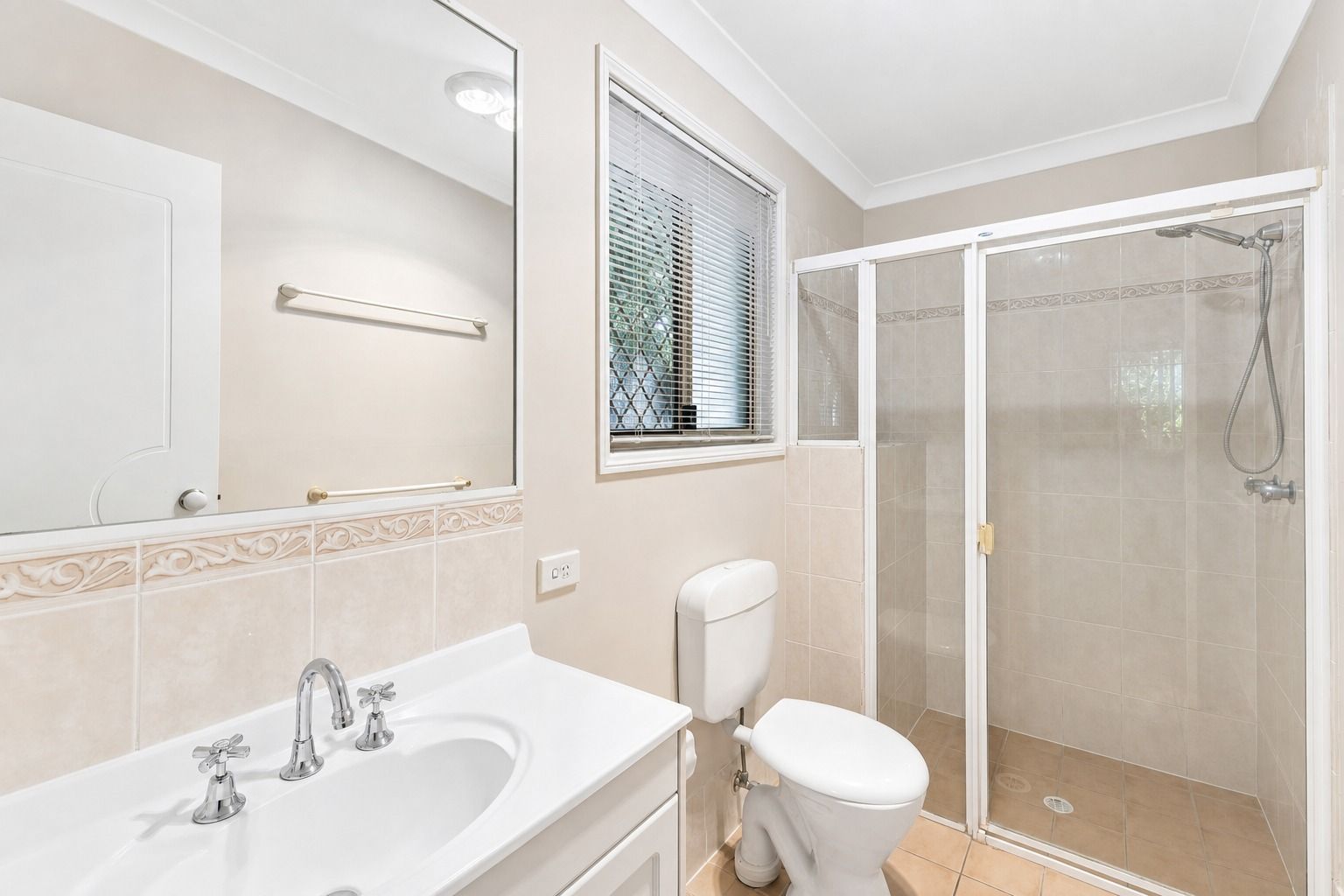 17 Glenlee Place — photo 13 of 16