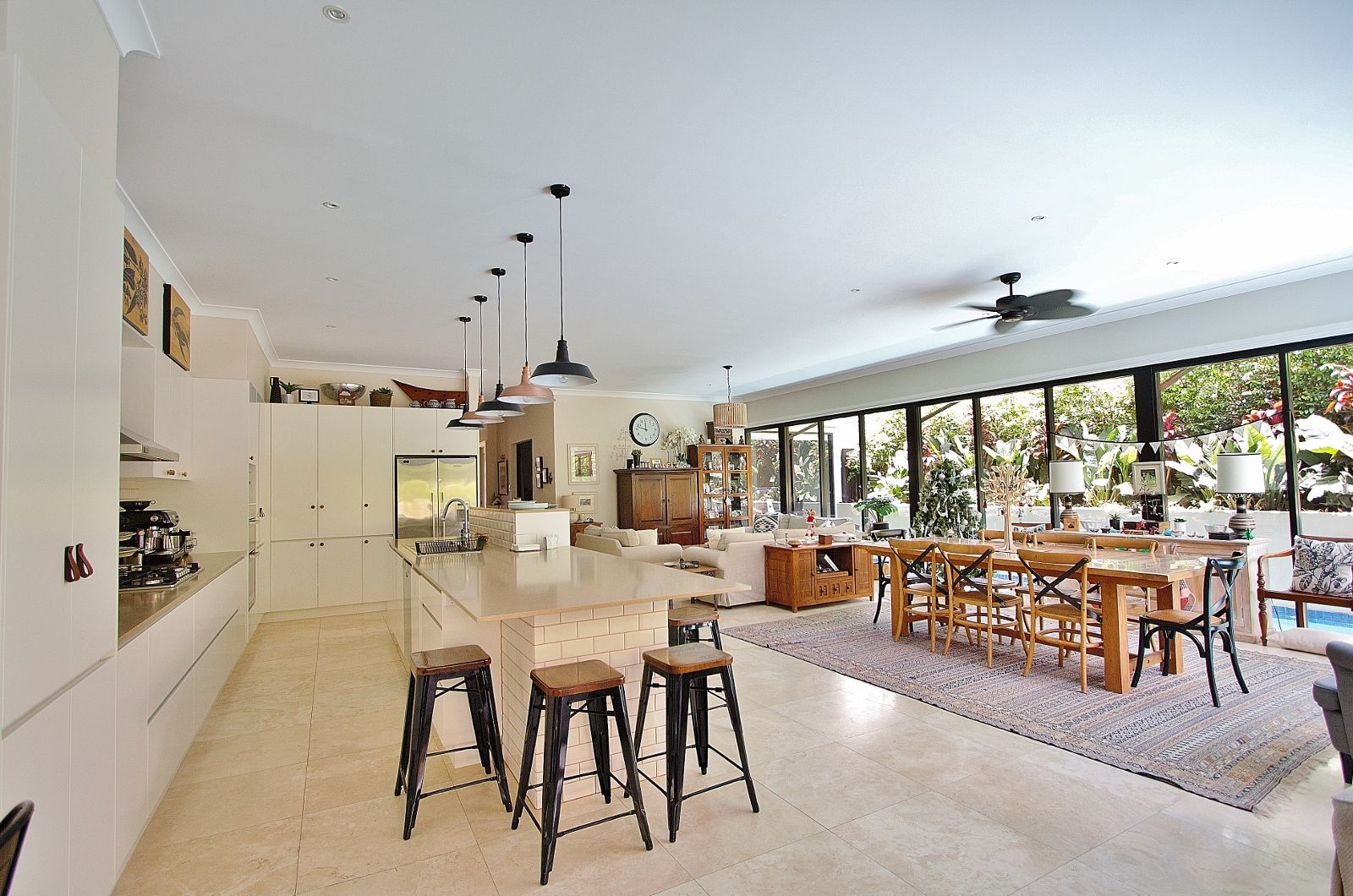 83 Lambert Road, Indooroopilly, QLD 4068