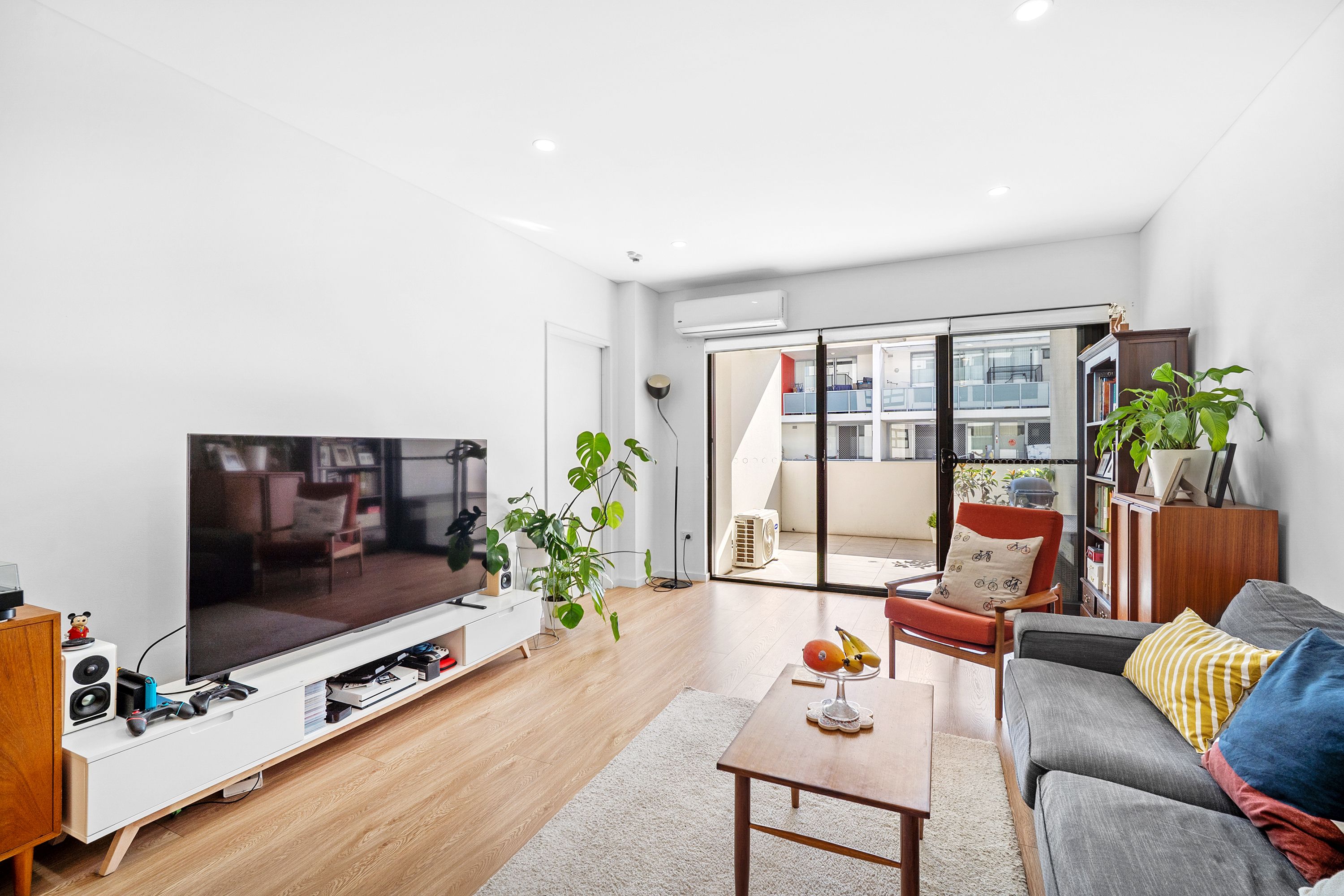 308/2A Cooks Avenue, Canterbury, NSW 2193