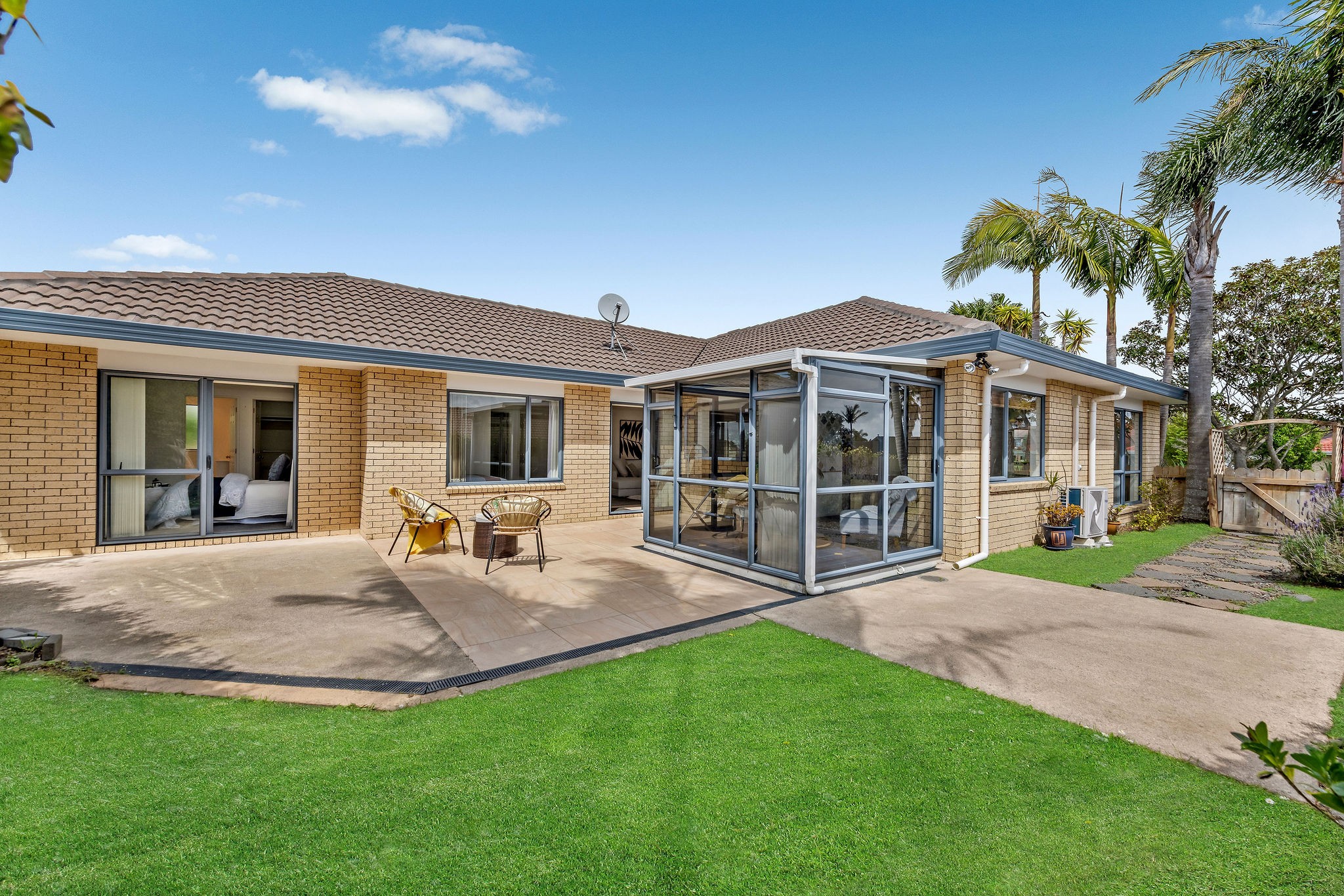 24 Moyrus Crescent, Dannemora, Manukau City