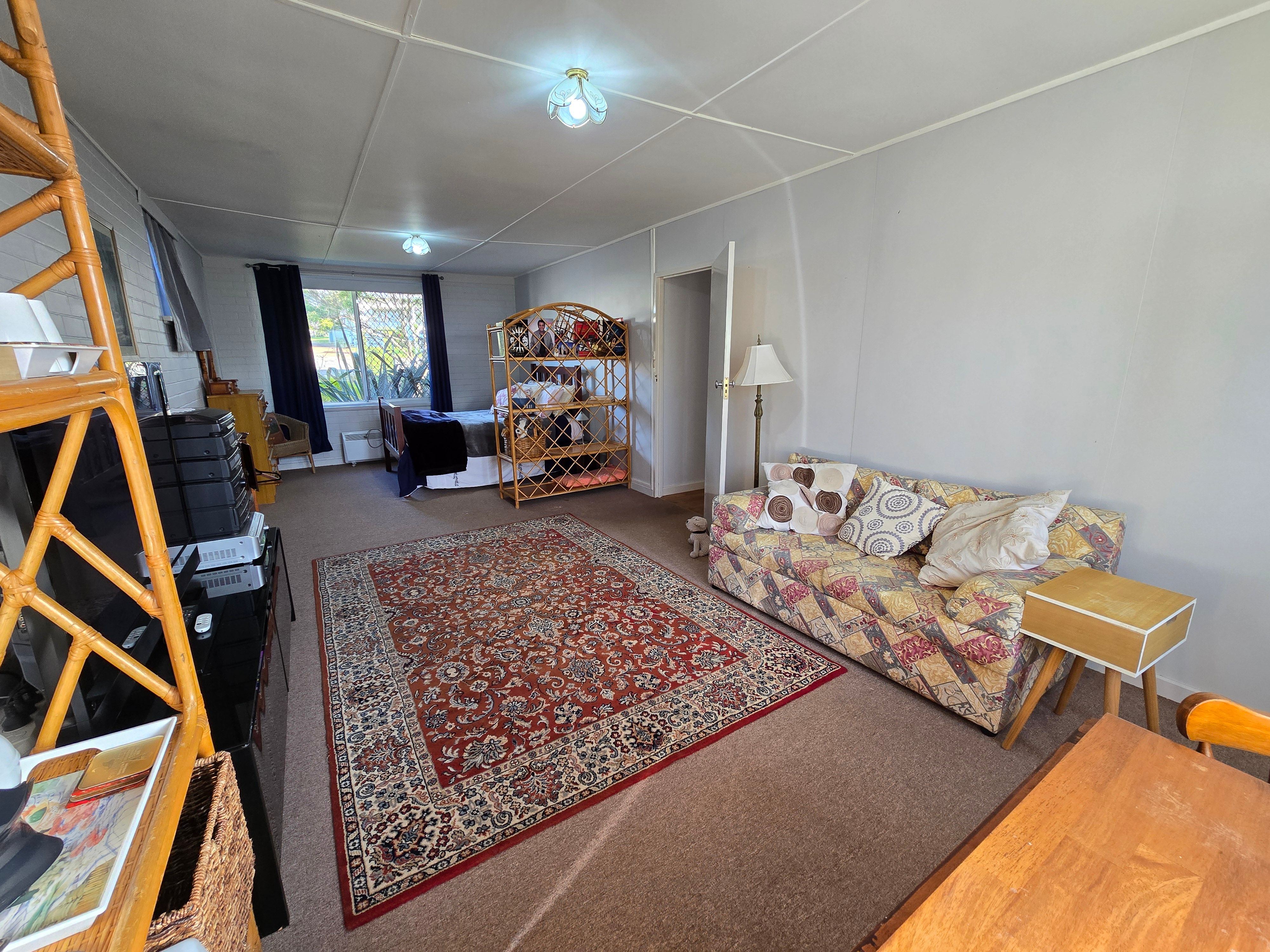 27 Langton Road — photo 12 of 15