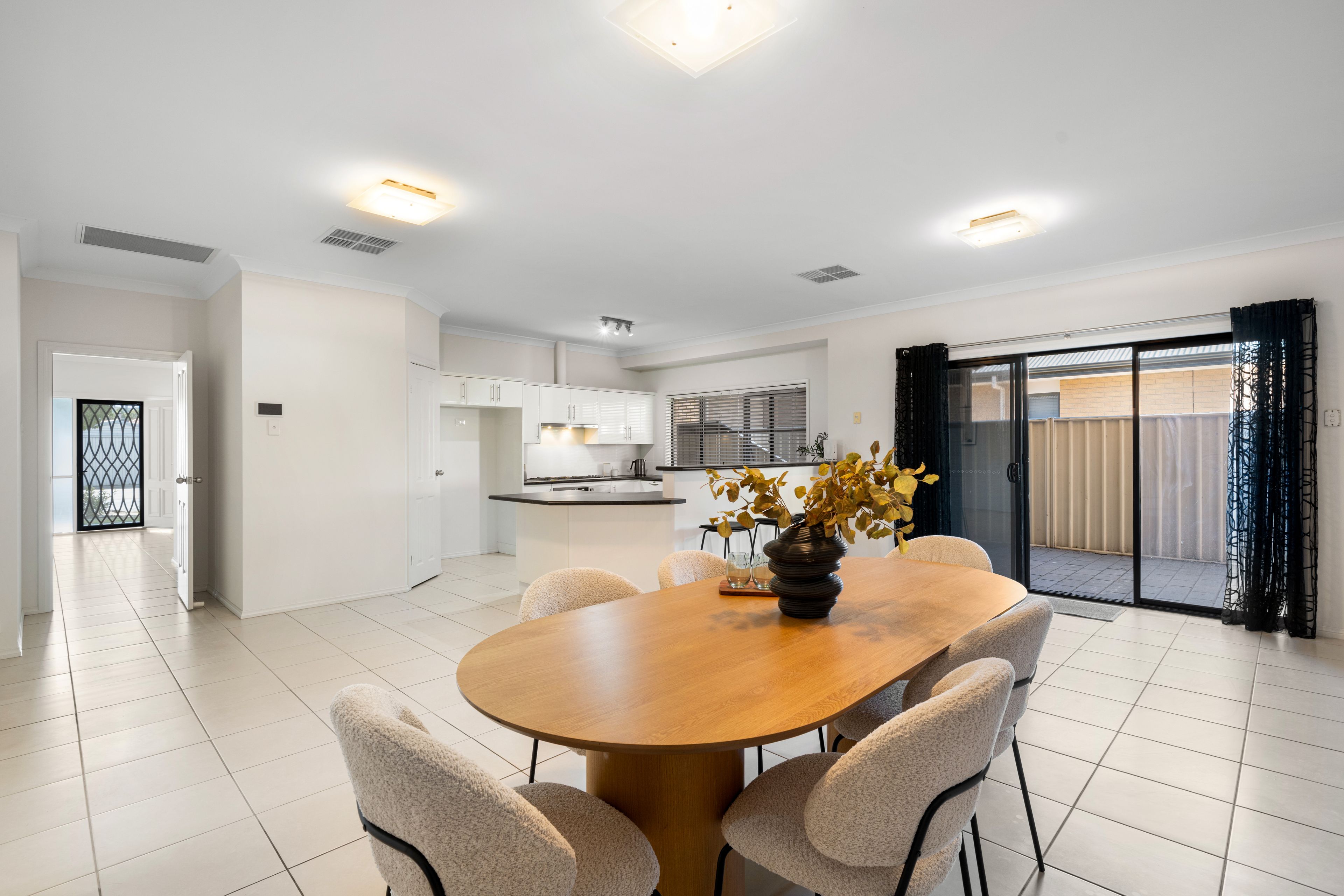 28 Mary Street — photo 10 of 28