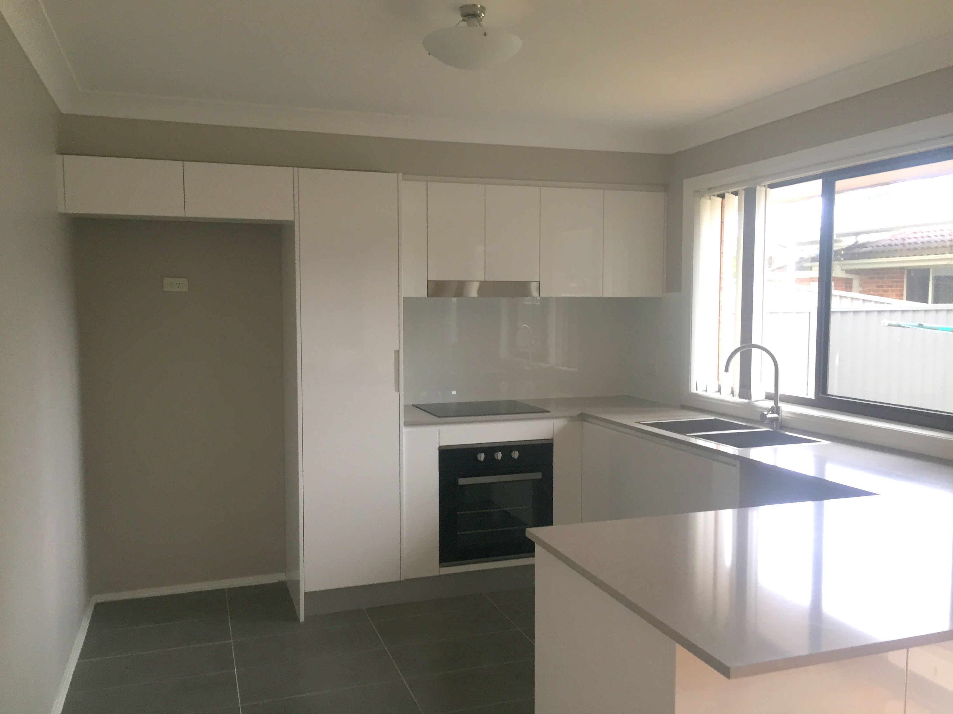 2 Flack Close, Edensor Park, NSW 2176