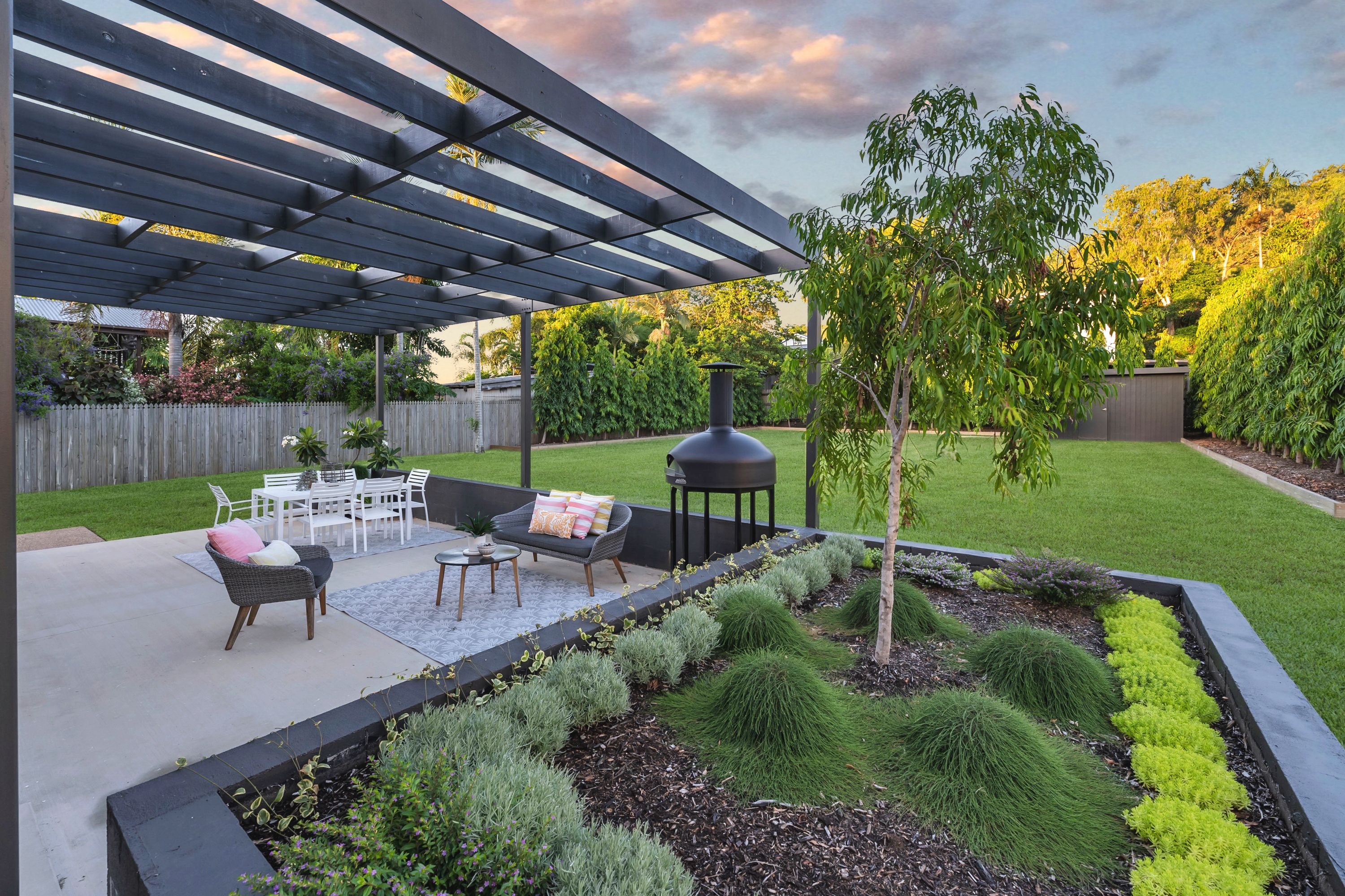 101 Stagpole Street, West End, QLD 4810