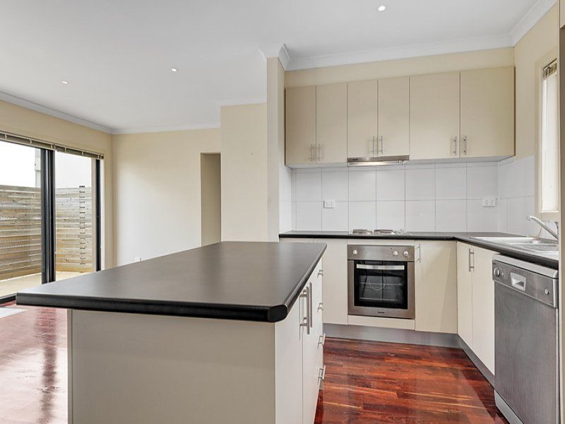 21/15 Mcewan Road, Heidelberg Heights, VIC 3081