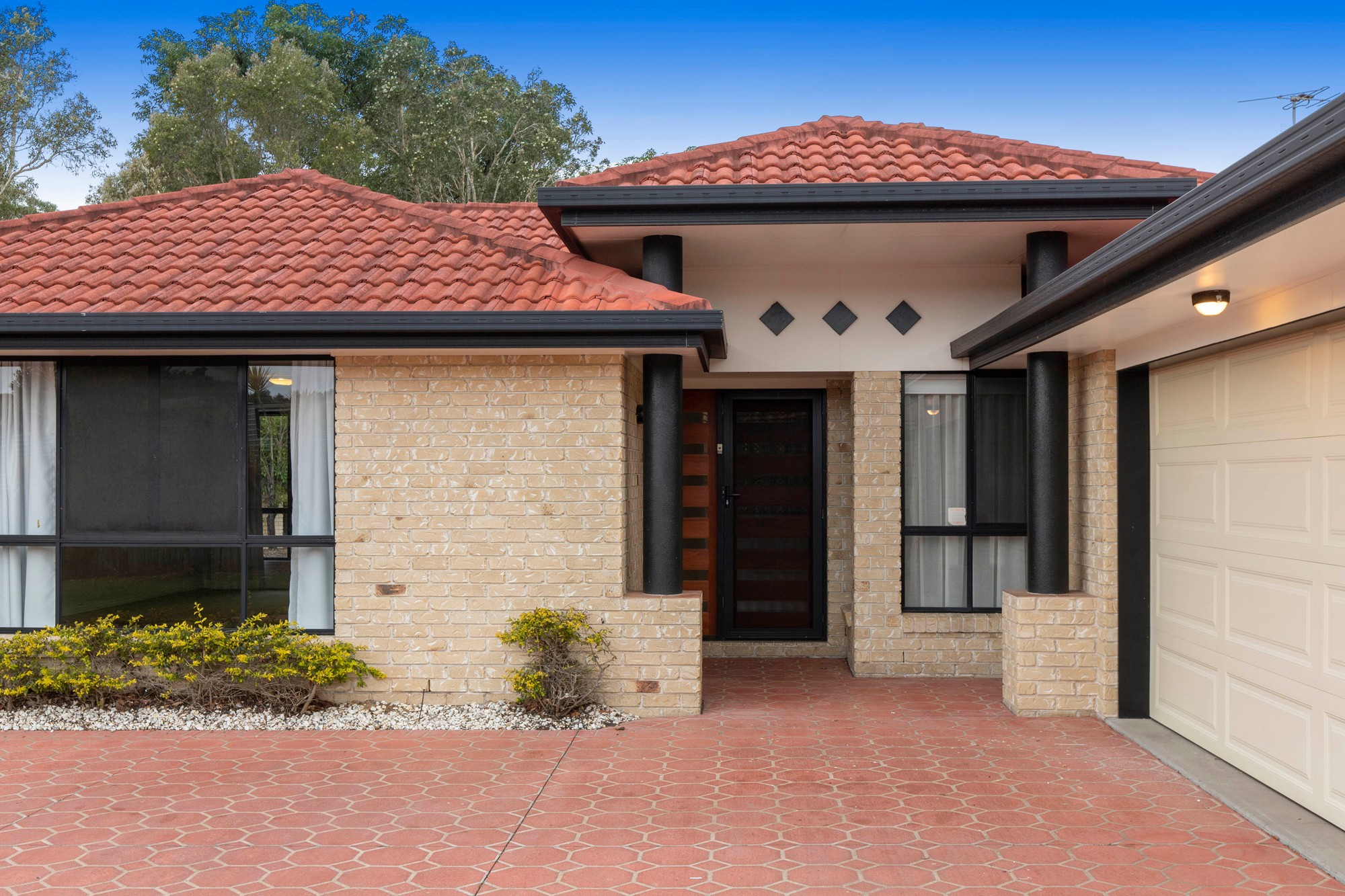 1 Lockyer Place, Pelican Waters, QLD 4551