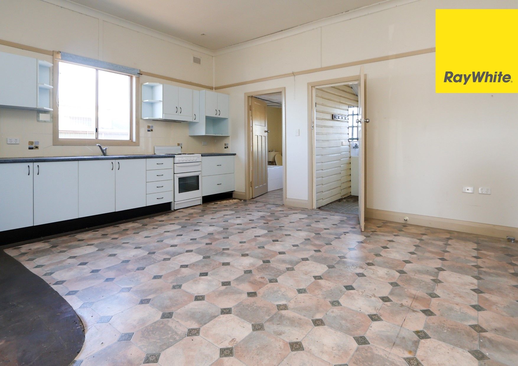 53 Oliver Street, Inverell, NSW 2360