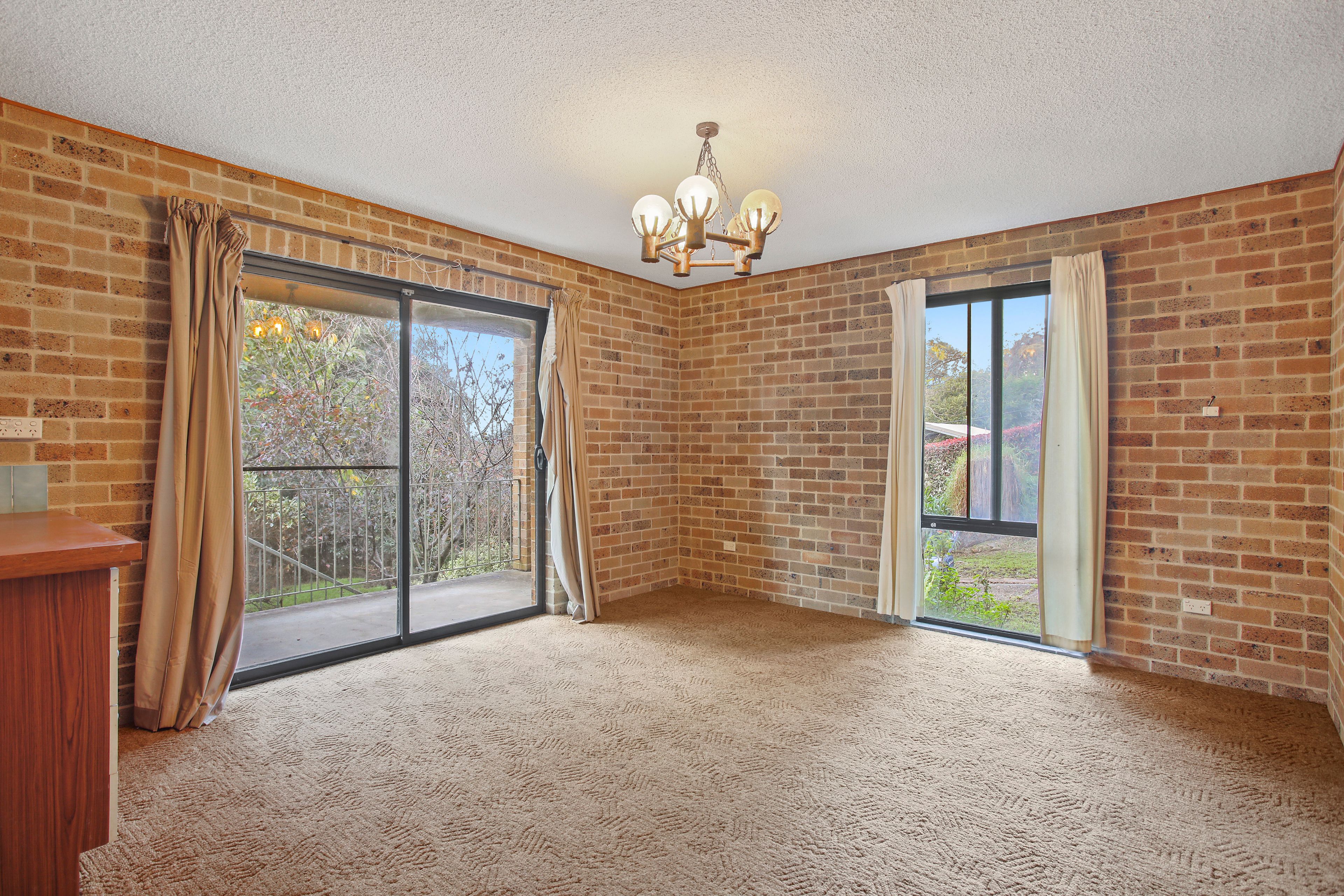 63 Tyndall Street — photo 4 of 5