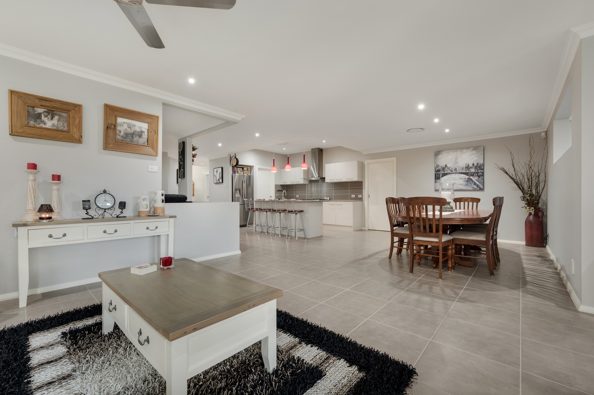 GLEDSWOOD HILLS, NSW 2557