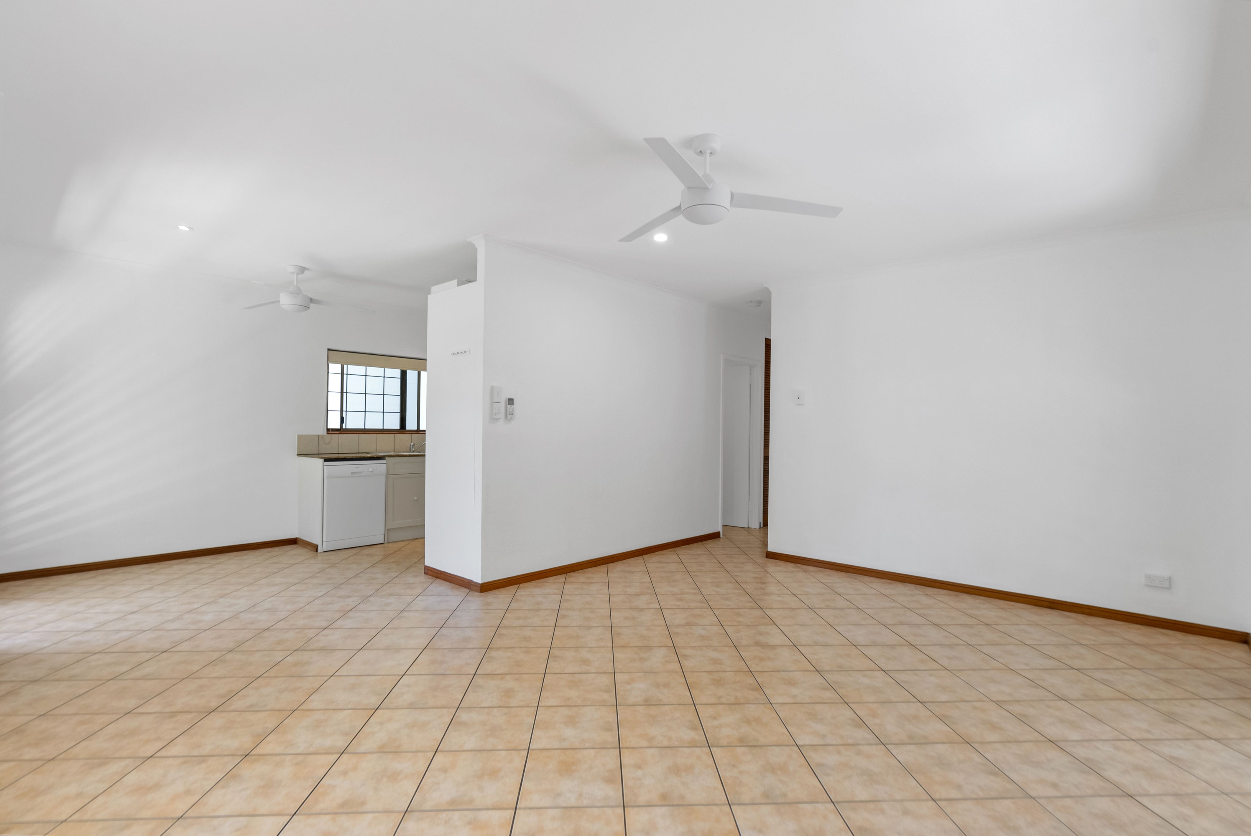 2/3 Agincourt Close, Clifton Beach, QLD 4879 House for Sale Ray