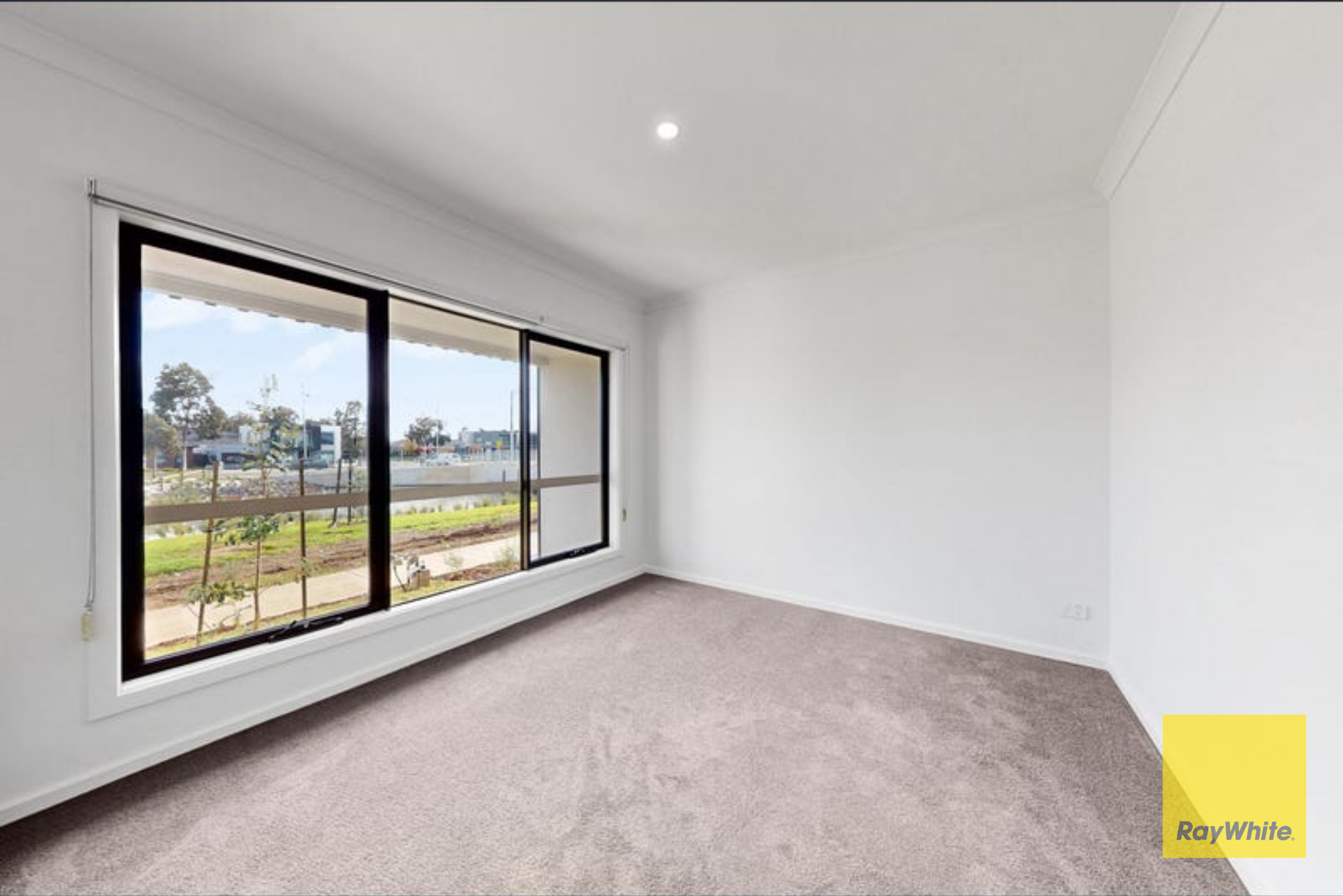 5 Deer Walk, Point Cook, VIC 3030