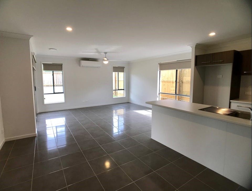 33 Naples Court, Redbank, QLD 4301