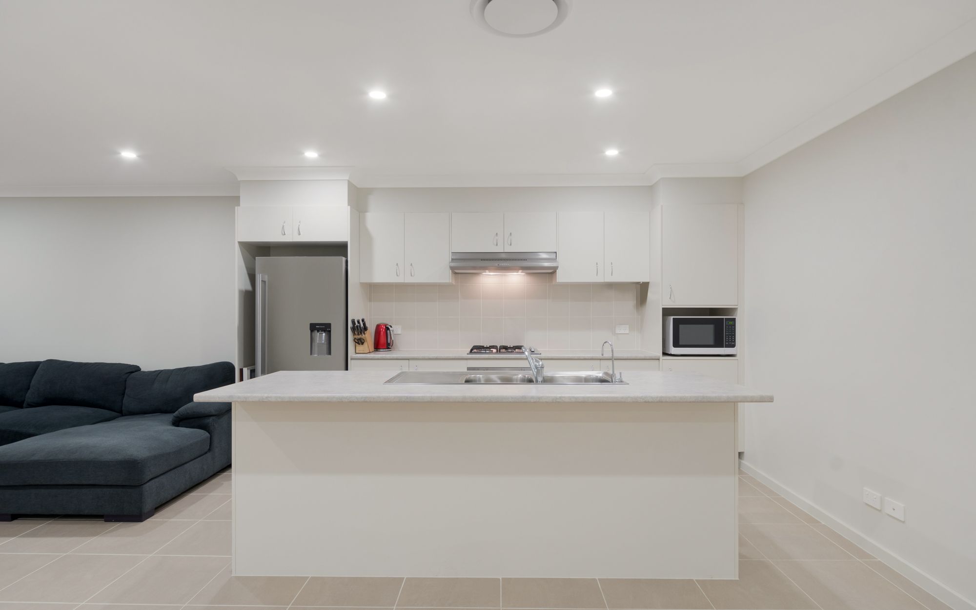 2 Cymbeline Street, Rosemeadow, NSW 2560