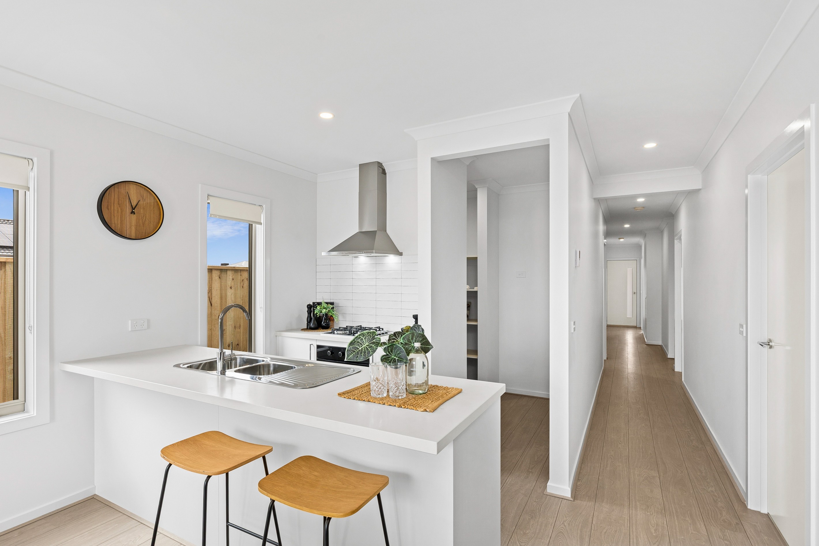 24 Penstone Crescent, Lara, VIC 3212