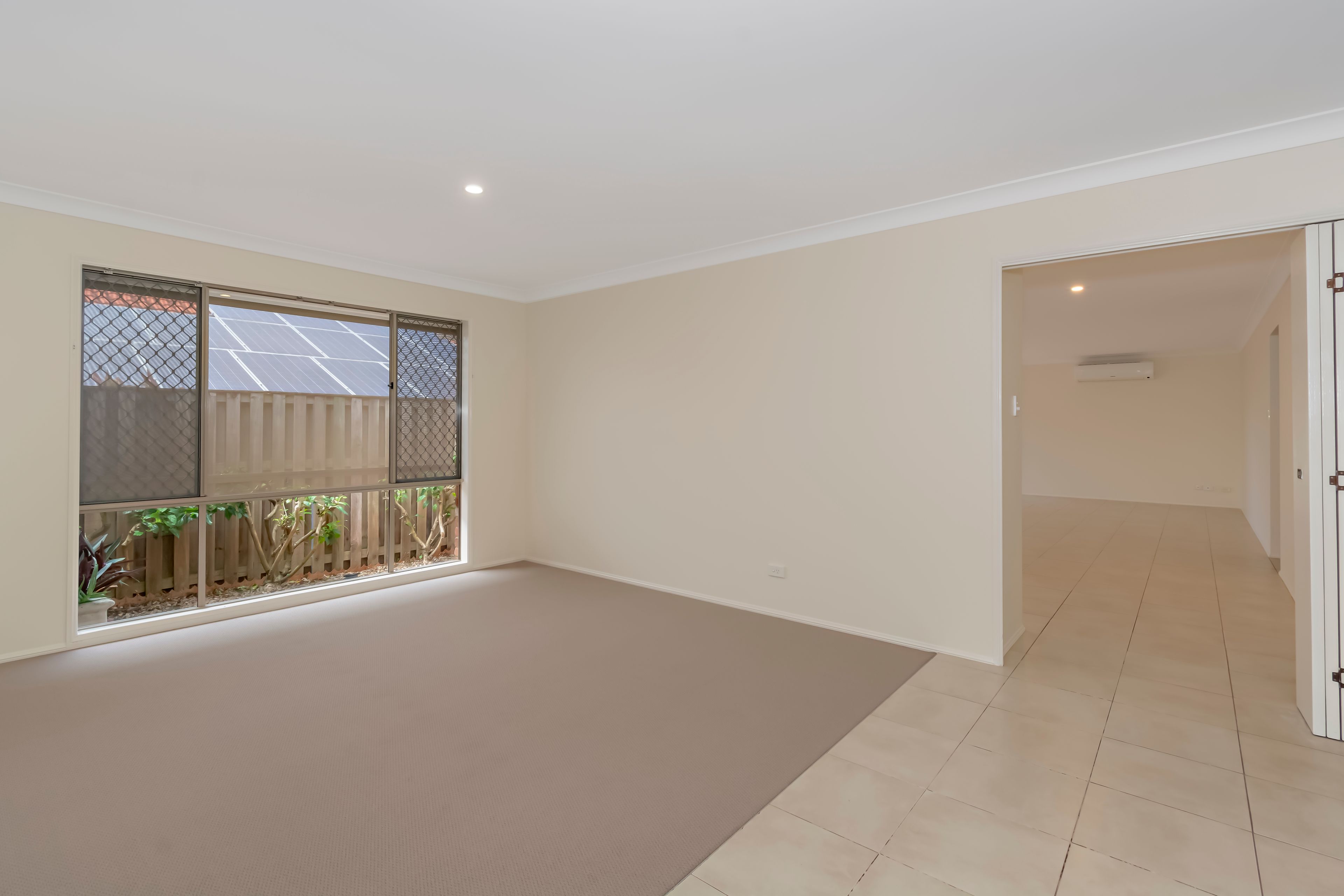 12 Murchison Street, Pacific Pines, QLD 4211