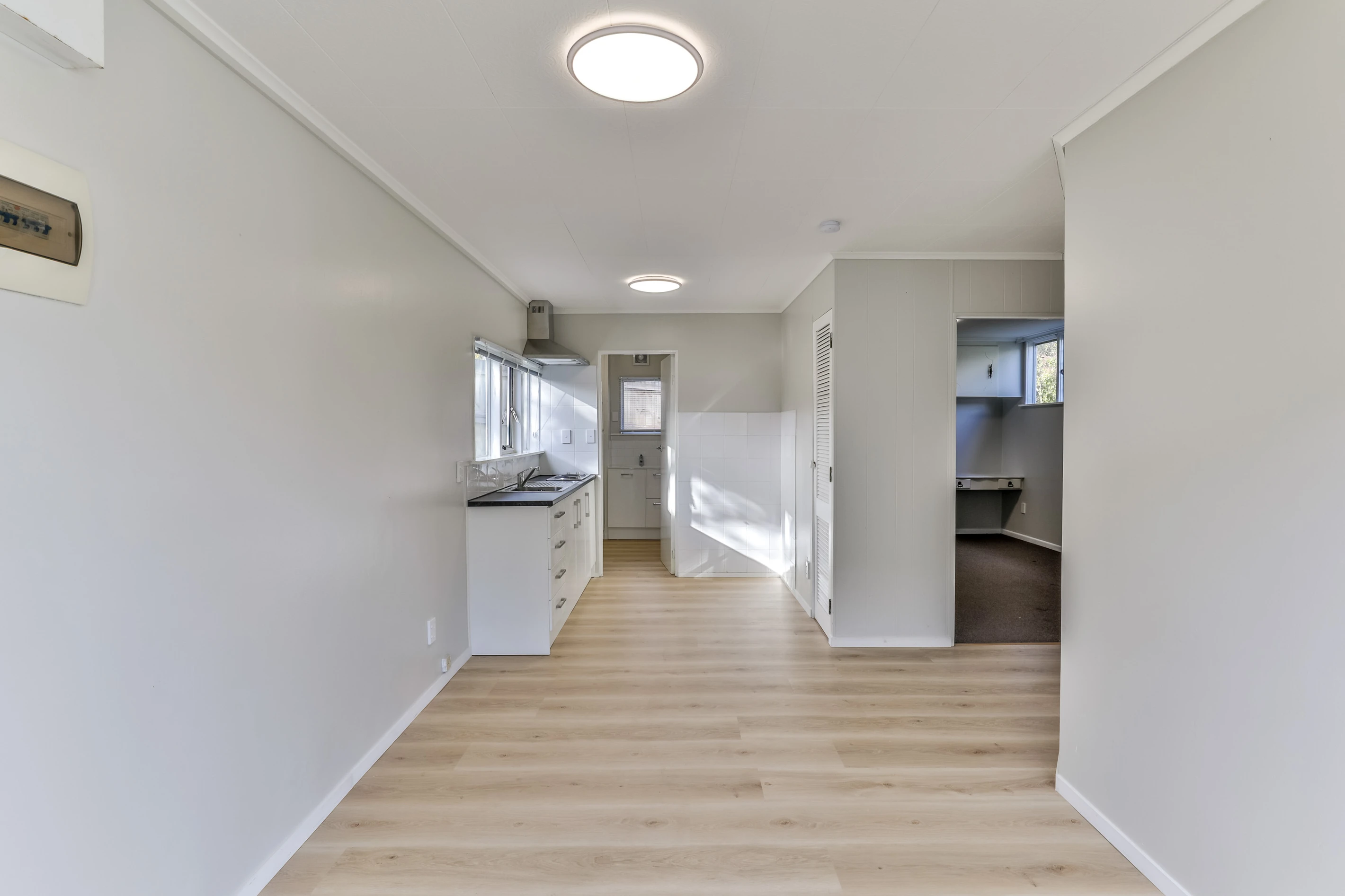 4A Melba Street, Beach Haven, North Shore City