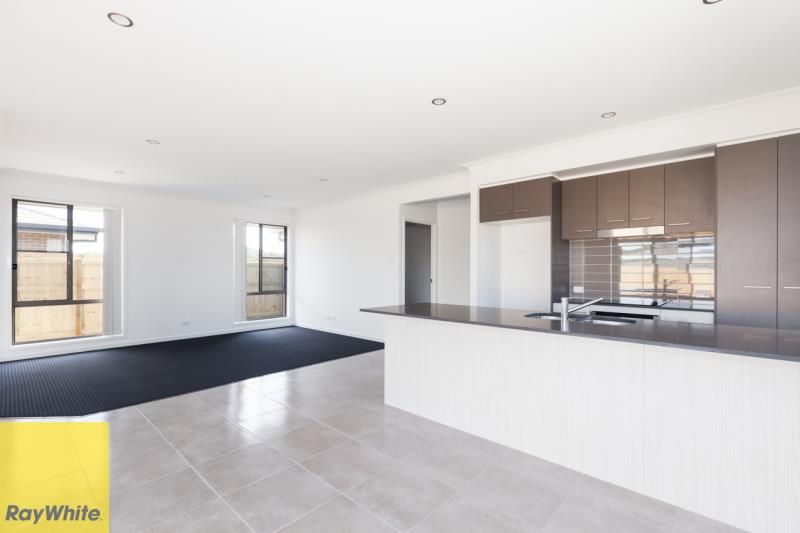 Pimpama, QLD 4209