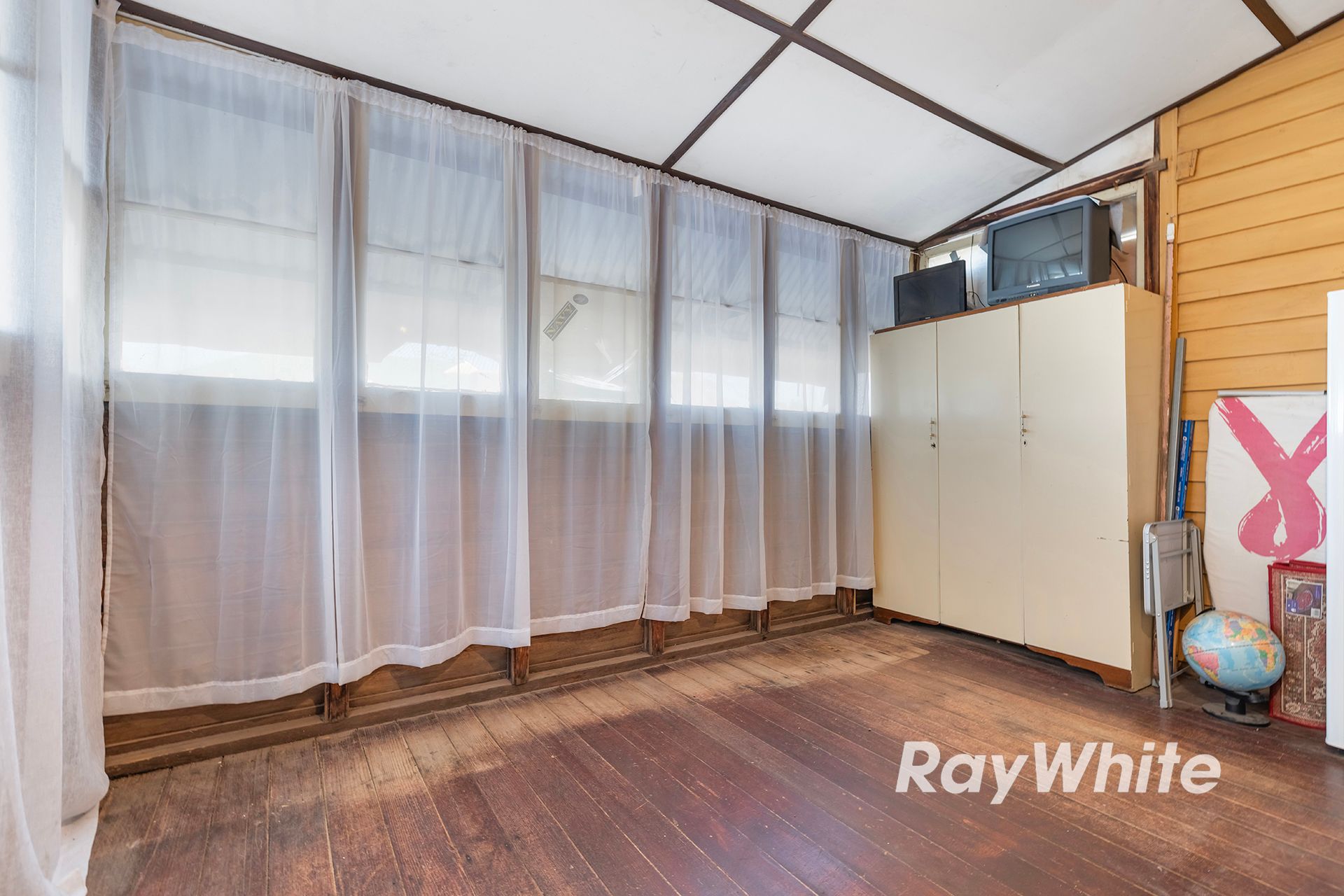 39 Dudley Street — photo 19 of 30