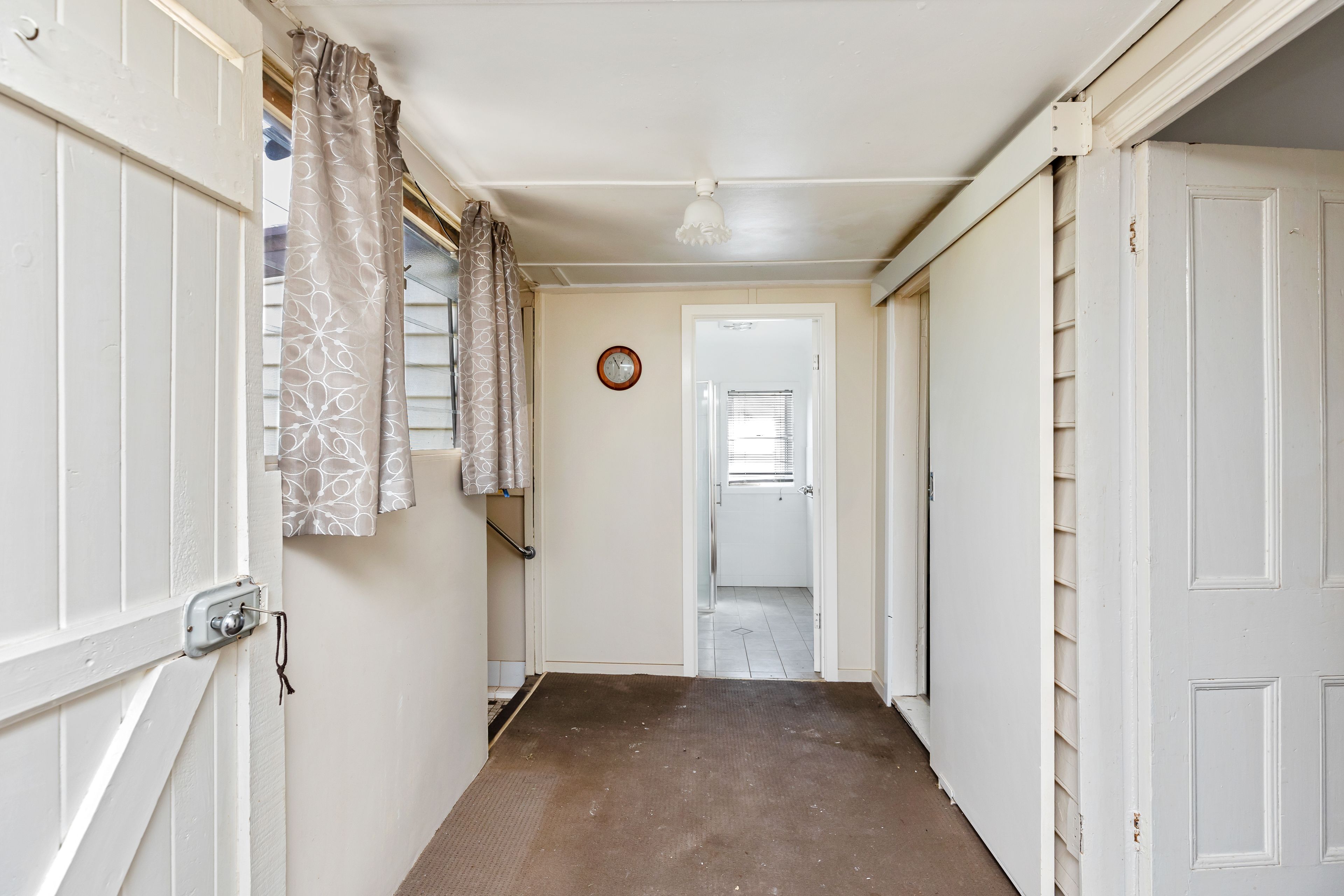 25 Crown Street — photo 10 of 19