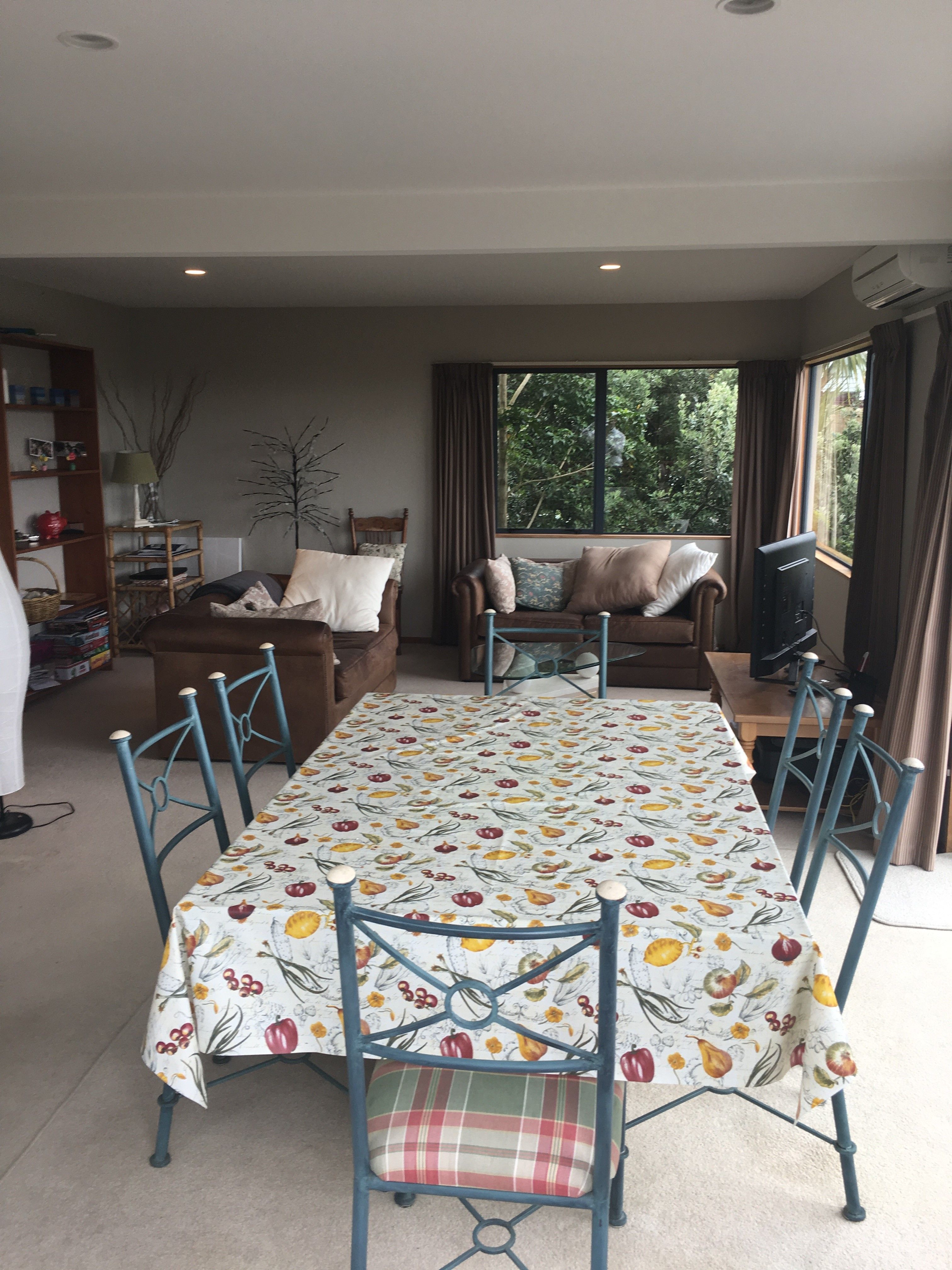 2/194 Whangaparaoa Road, Red Beach, Rodney