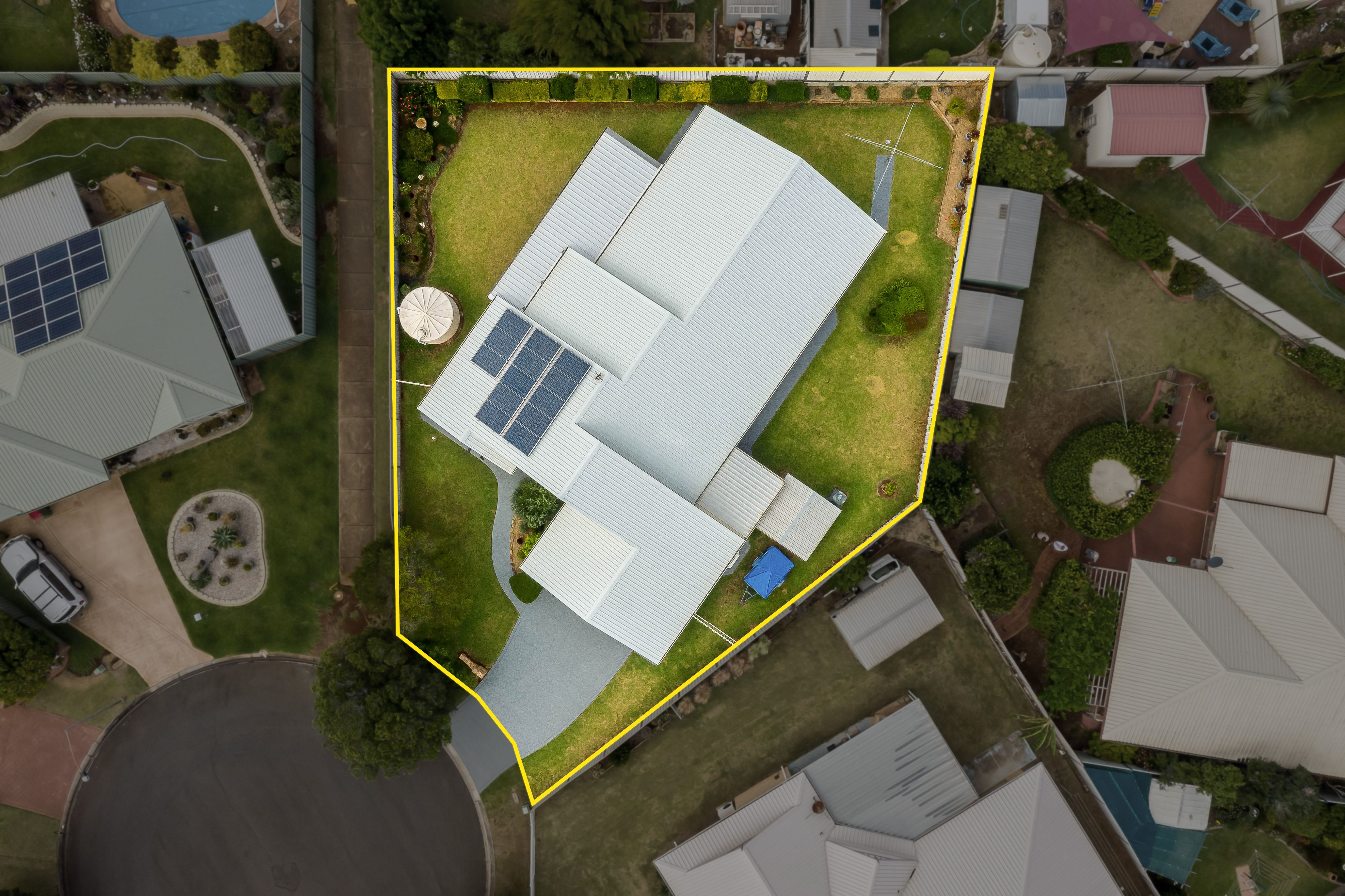 2 Nimrod Court, Wilsonton, QLD 4350