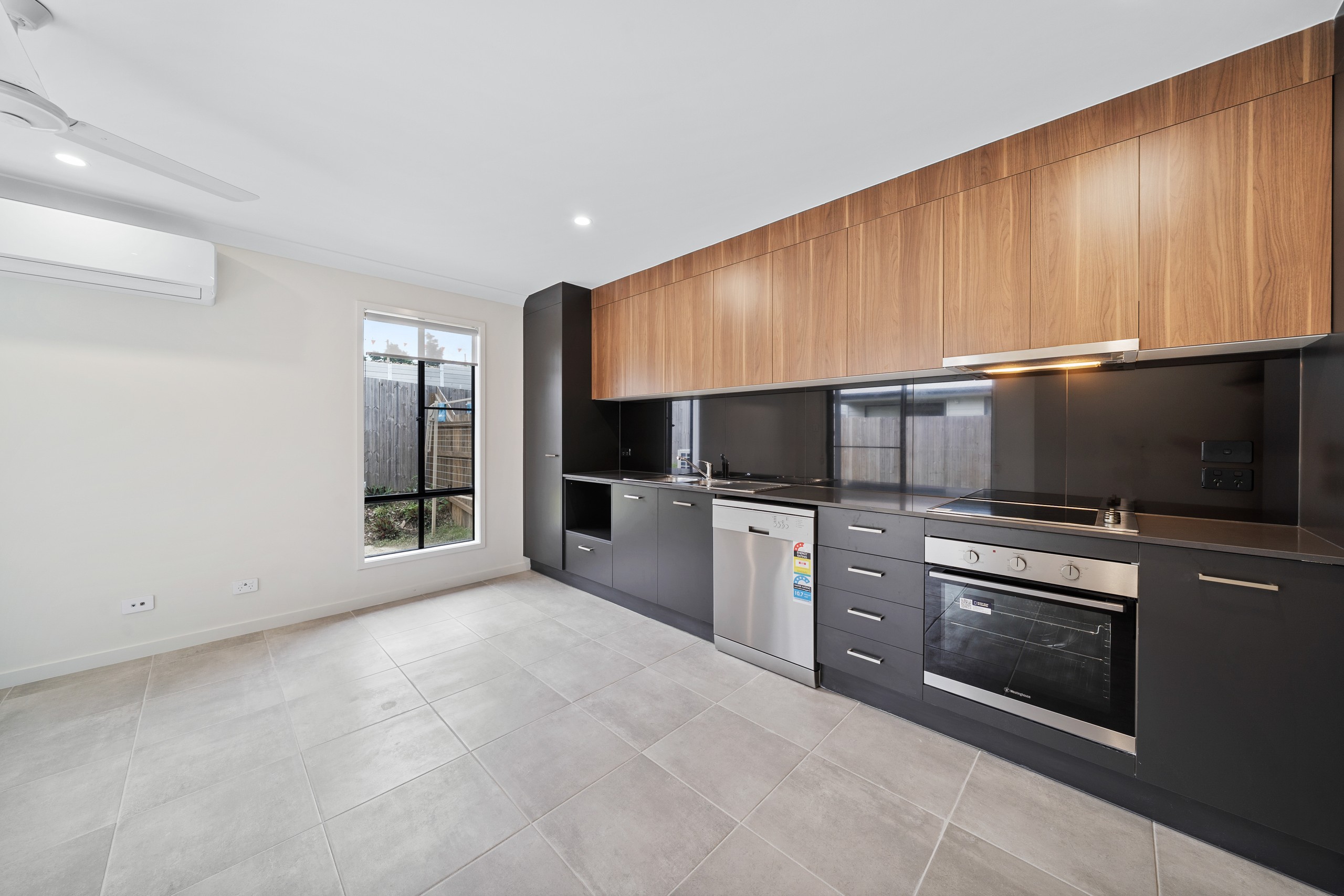 1/84 Tejo Street, Holmview, QLD 4207