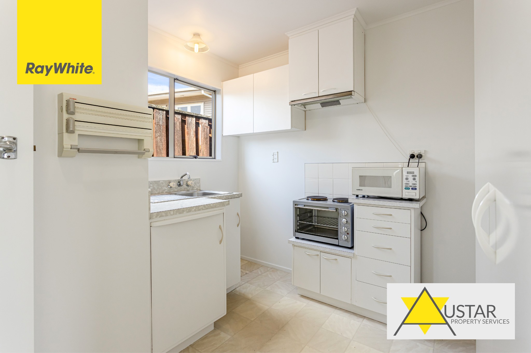 311(Unit) Great North Road, Henderson, Waitakere City