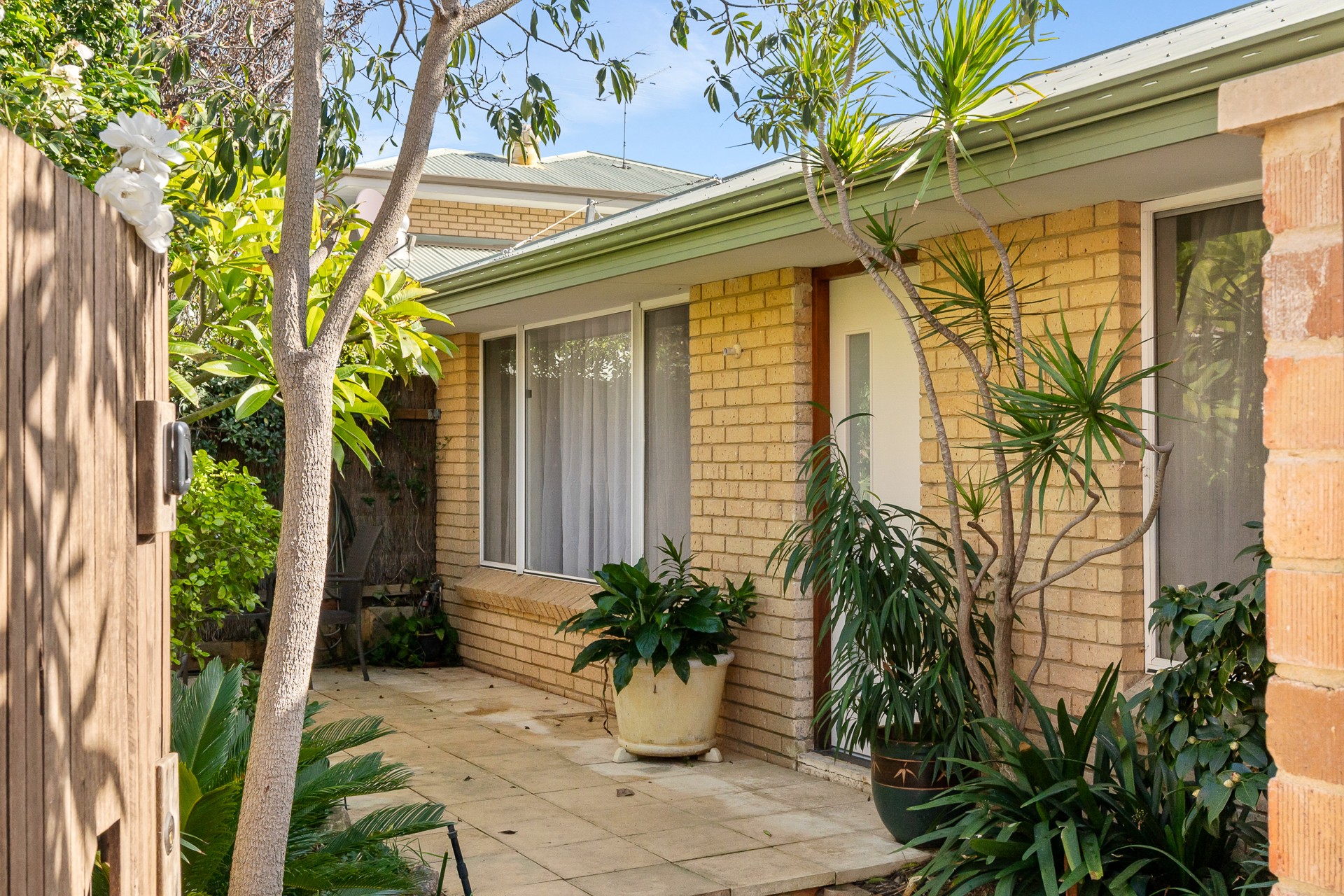 2/146 Robert Street, Como, WA 6152