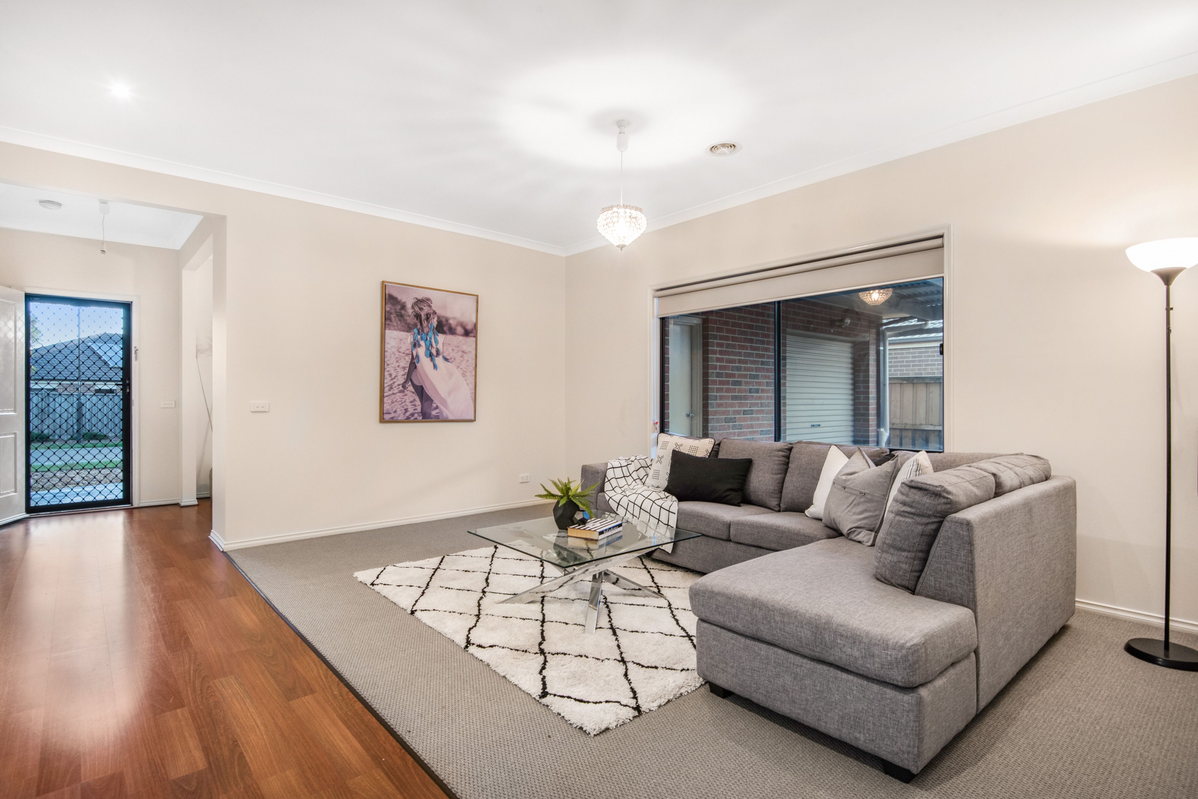 19 Flametree Circuit, Cranbourne, VIC 3977