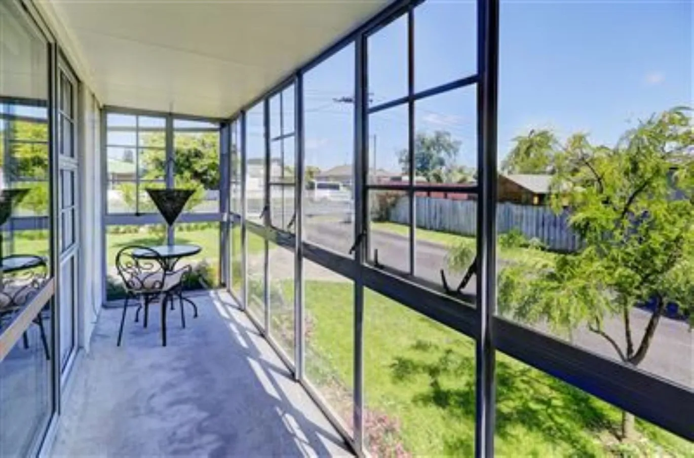 12 Bankwood Road photo 2