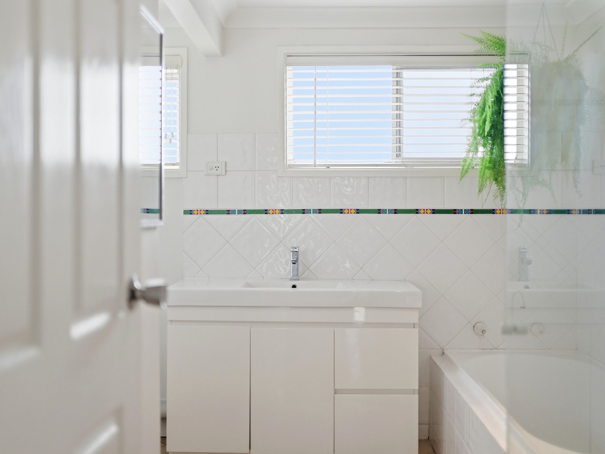 57 Howard Street — photo 13 of 28