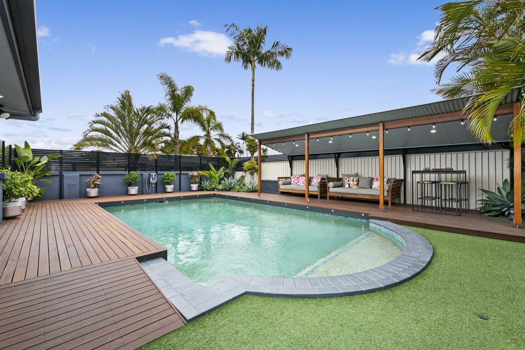 3 Betony Court, Elanora QLD 4221