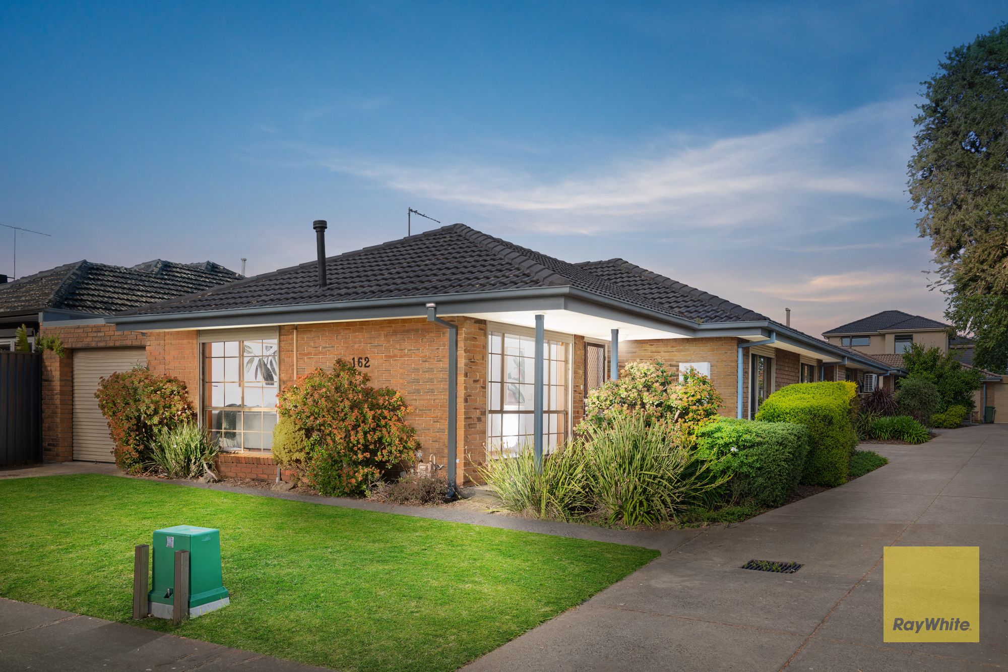 1/162 Cornwall Road — photo from Ray White Deer Park
