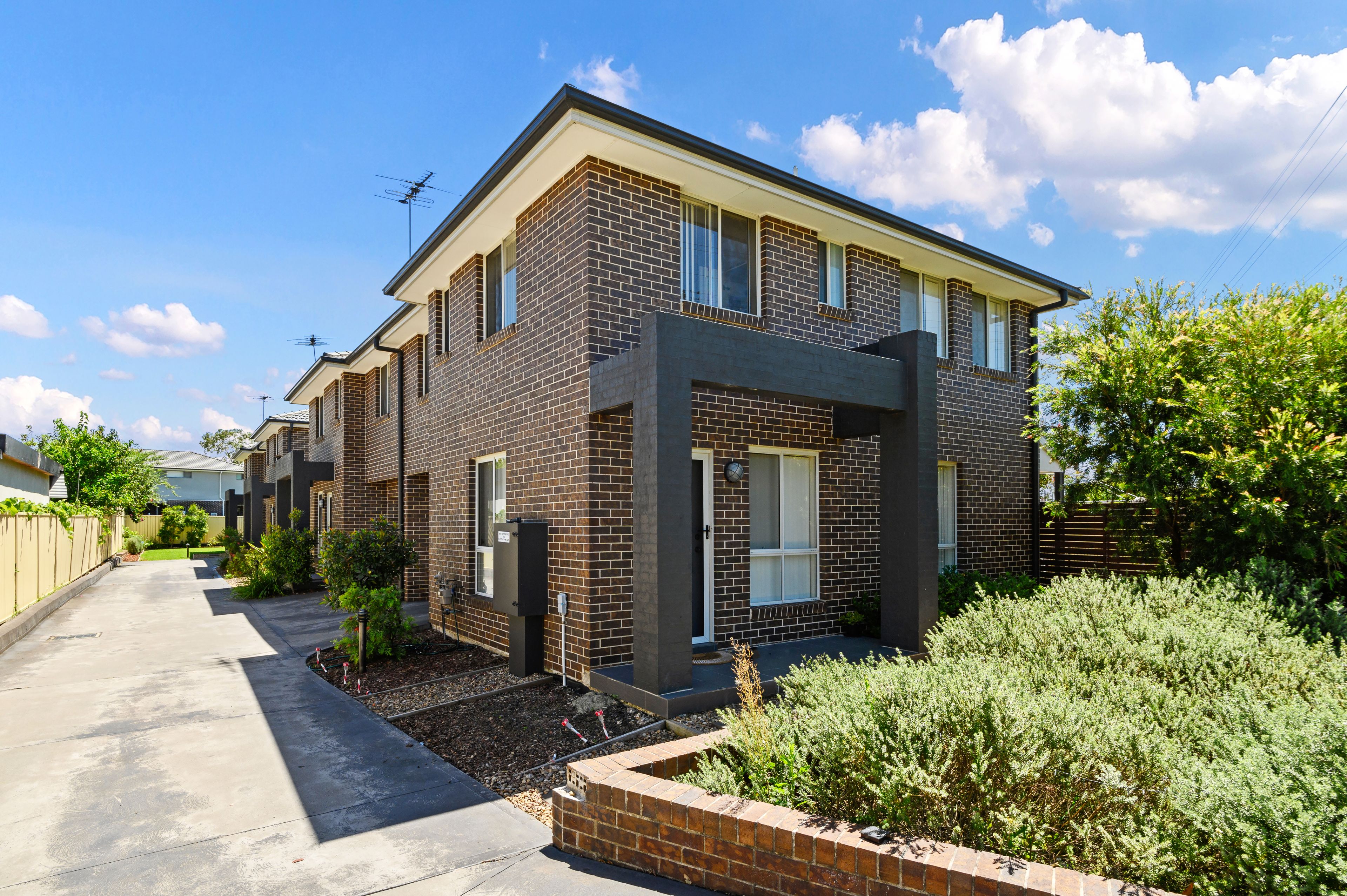 41 Melbourne Street, Oxley Park NSW 2760