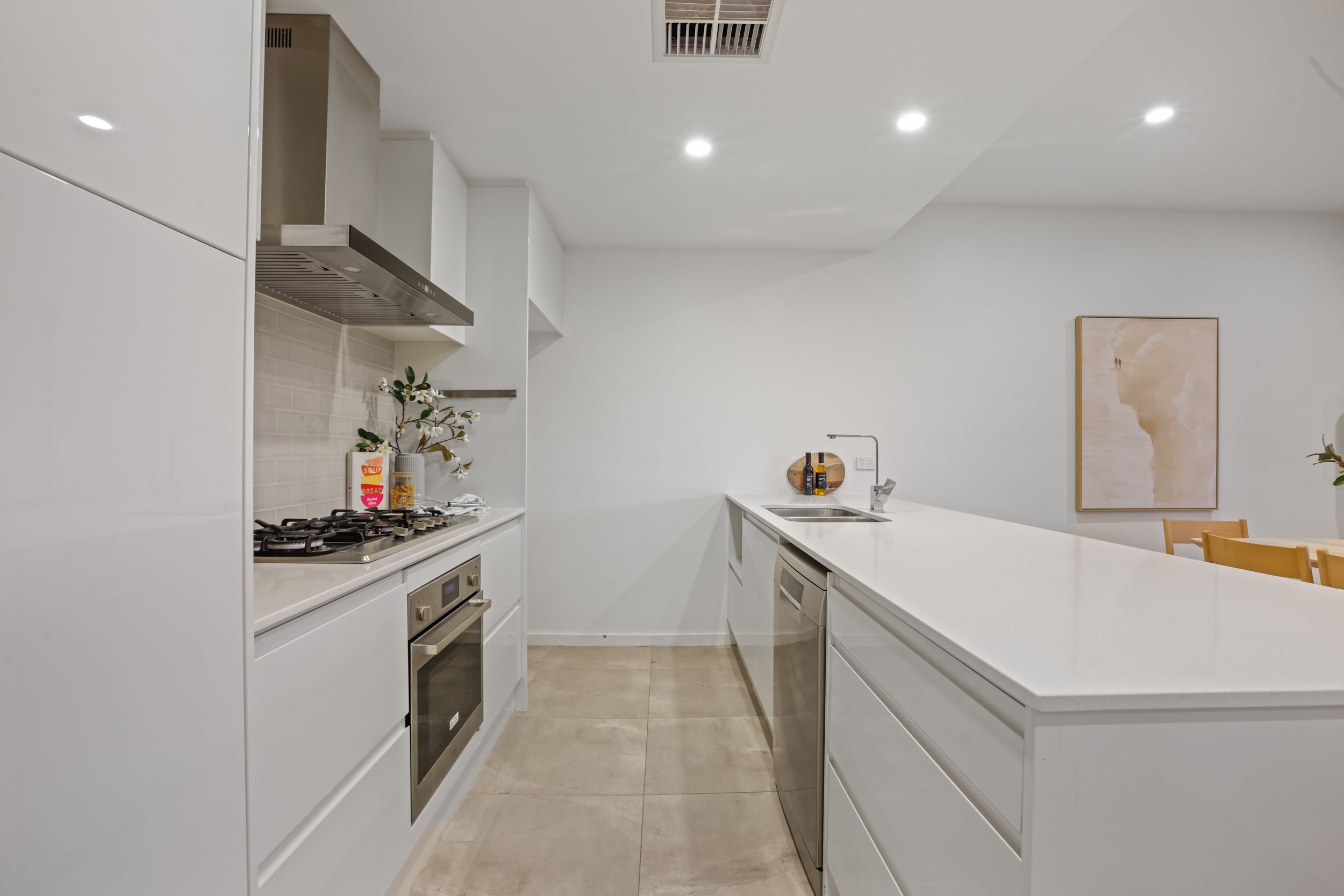 8/432 Seaview Road — photo 8 of 25