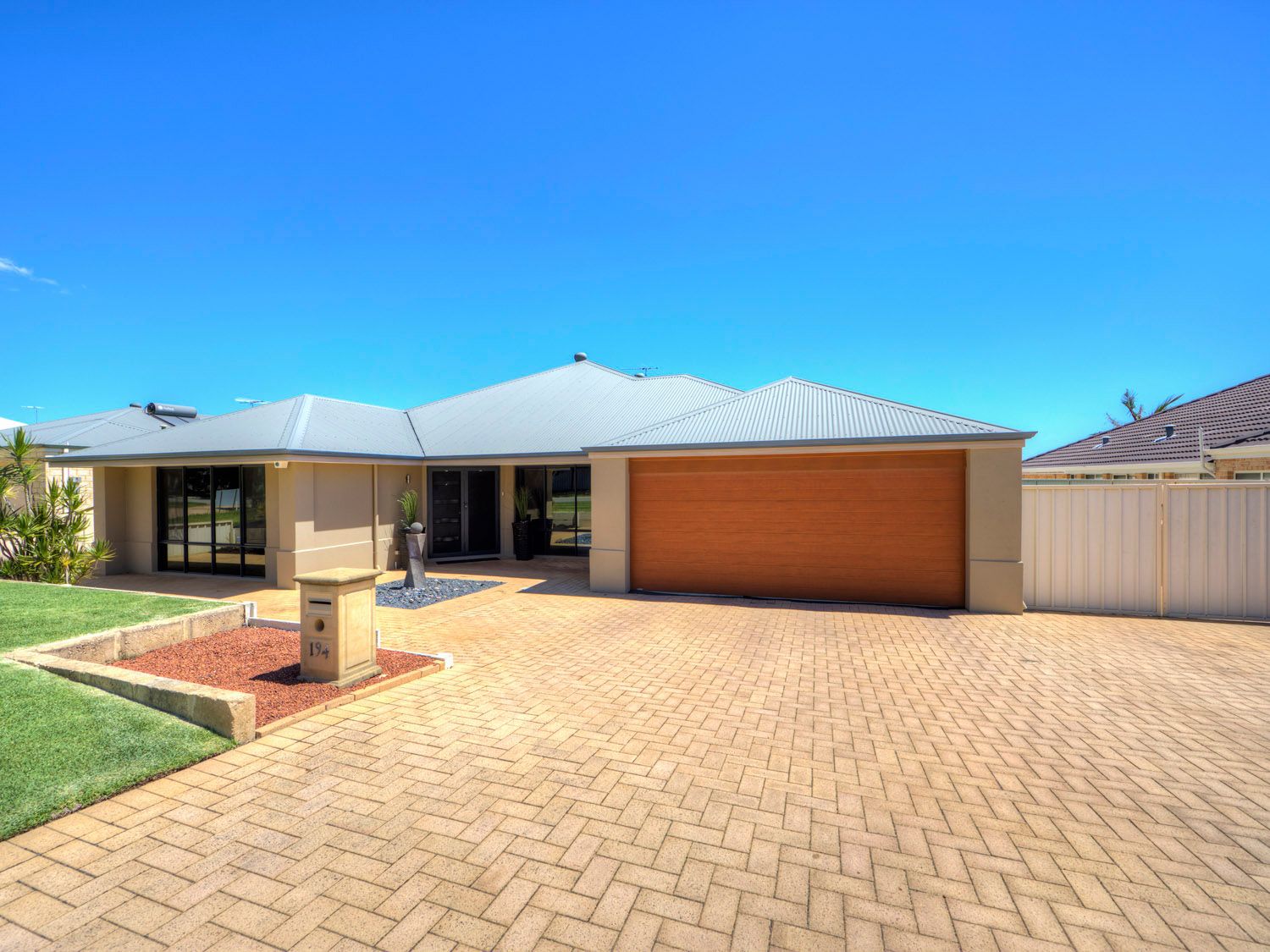 194 Sultana Rd E, Forrestfield, WA 6058