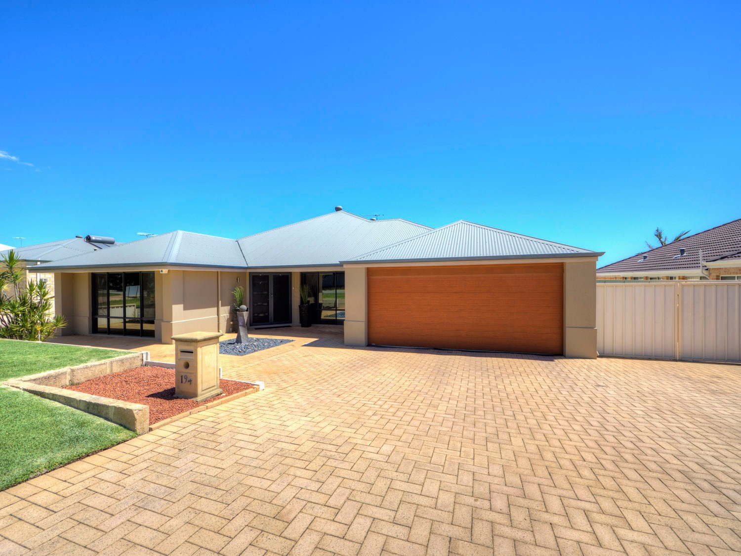194 Sultana Rd E, Forrestfield, WA 6058