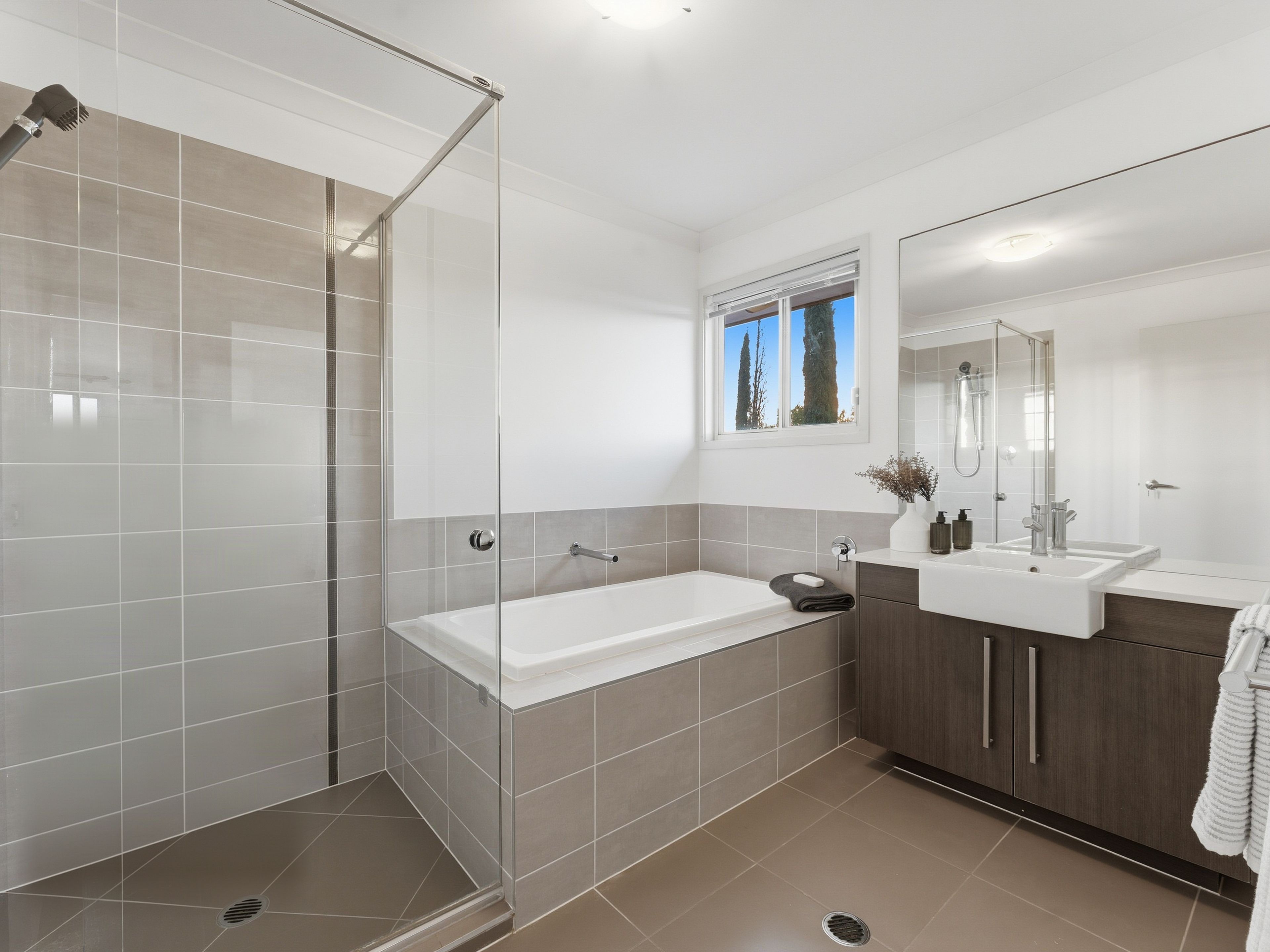 1 Henderson Street — photo 23 of 30