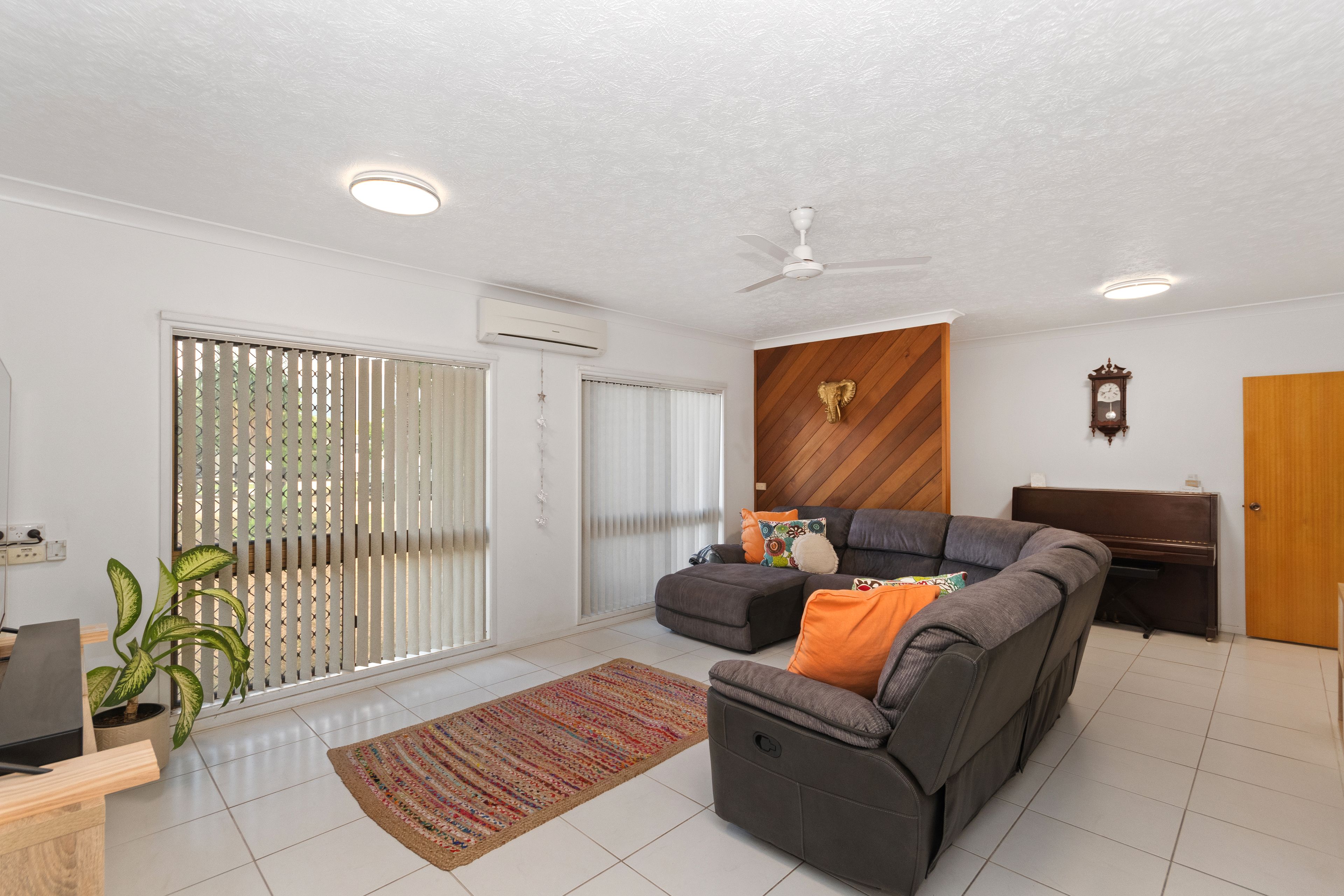 10 Ashman Court, Alligator Creek, QLD 4816