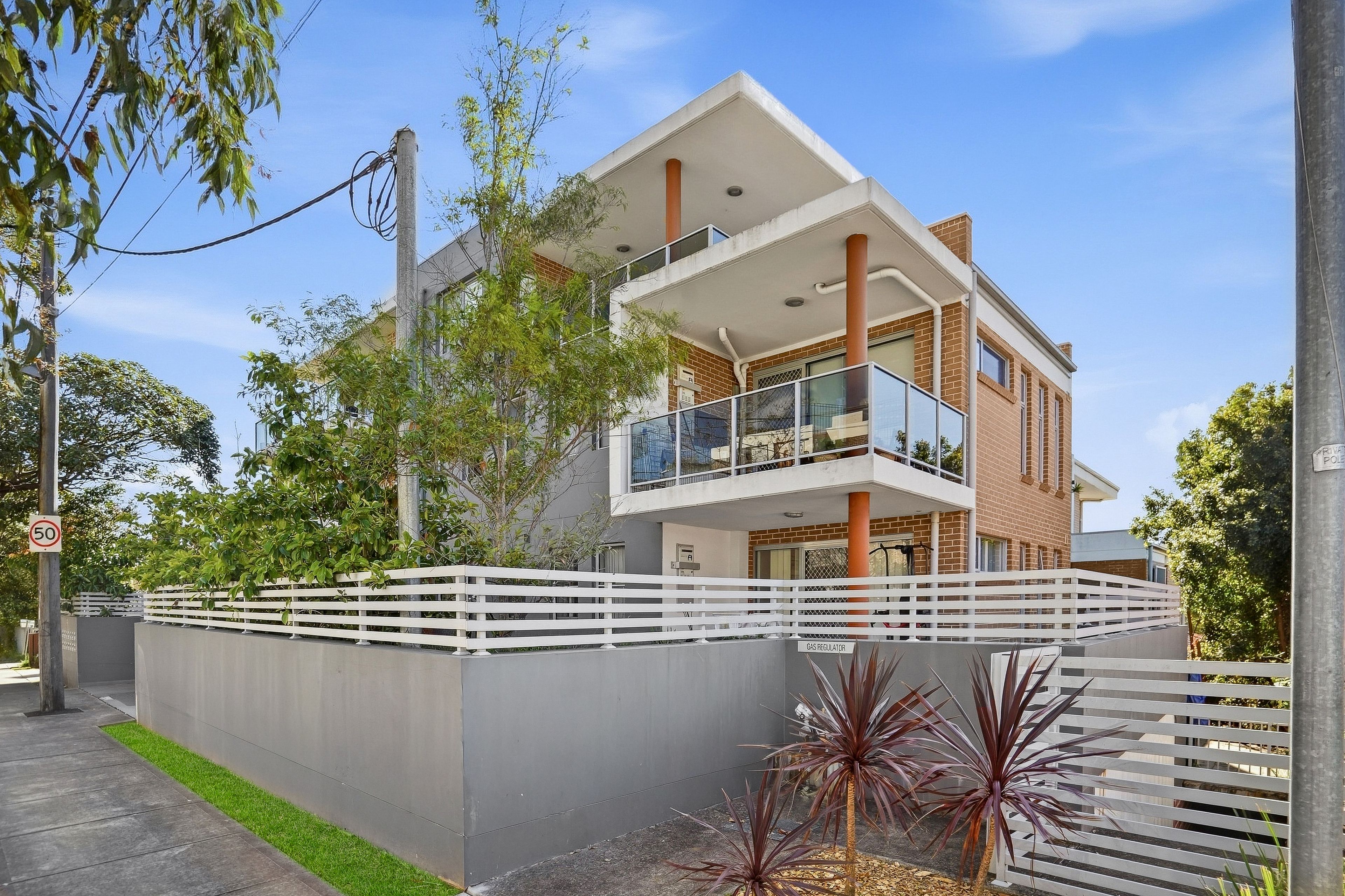 2/66-68 Lawrence Street, Peakhurst, NSW 2210