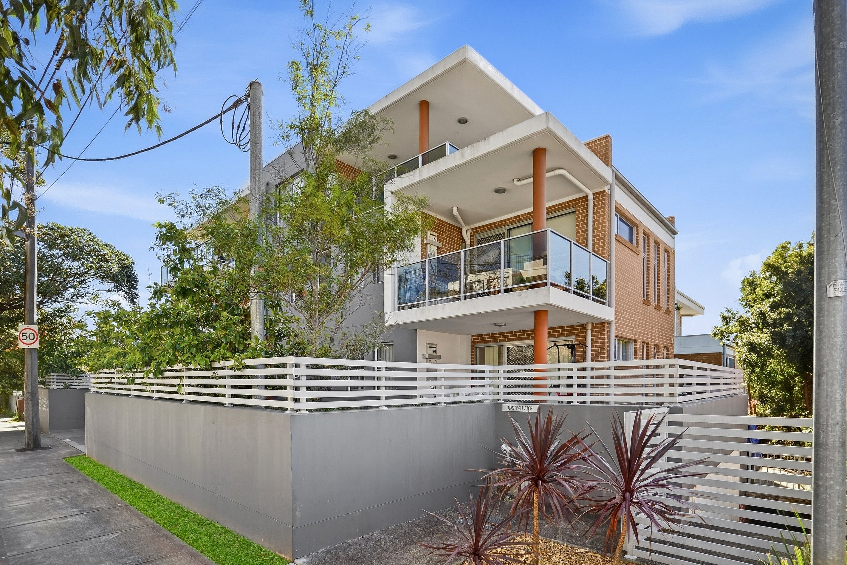 2/66-68 Lawrence Street, Peakhurst, NSW 2210