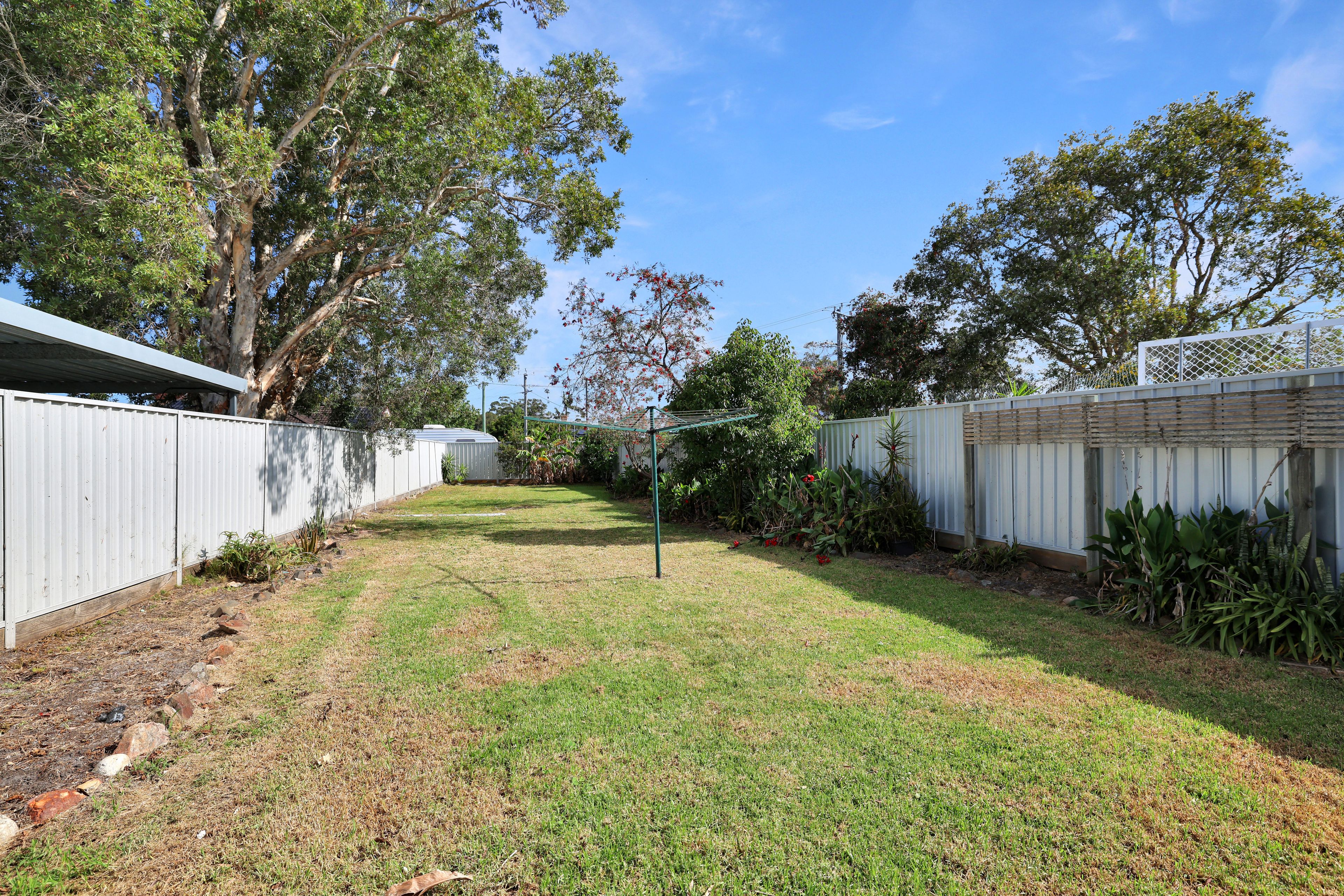 4 Coupland Avenue — photo 11 of 11