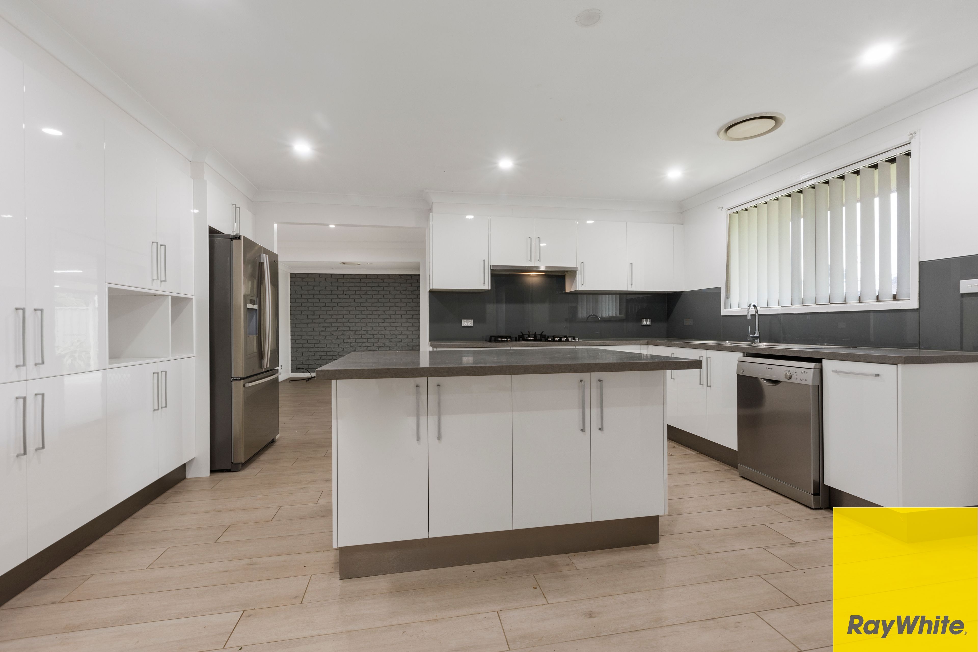 5 Tulip Place, St Clair, NSW 2759 House for Rent St Marys, St Clair