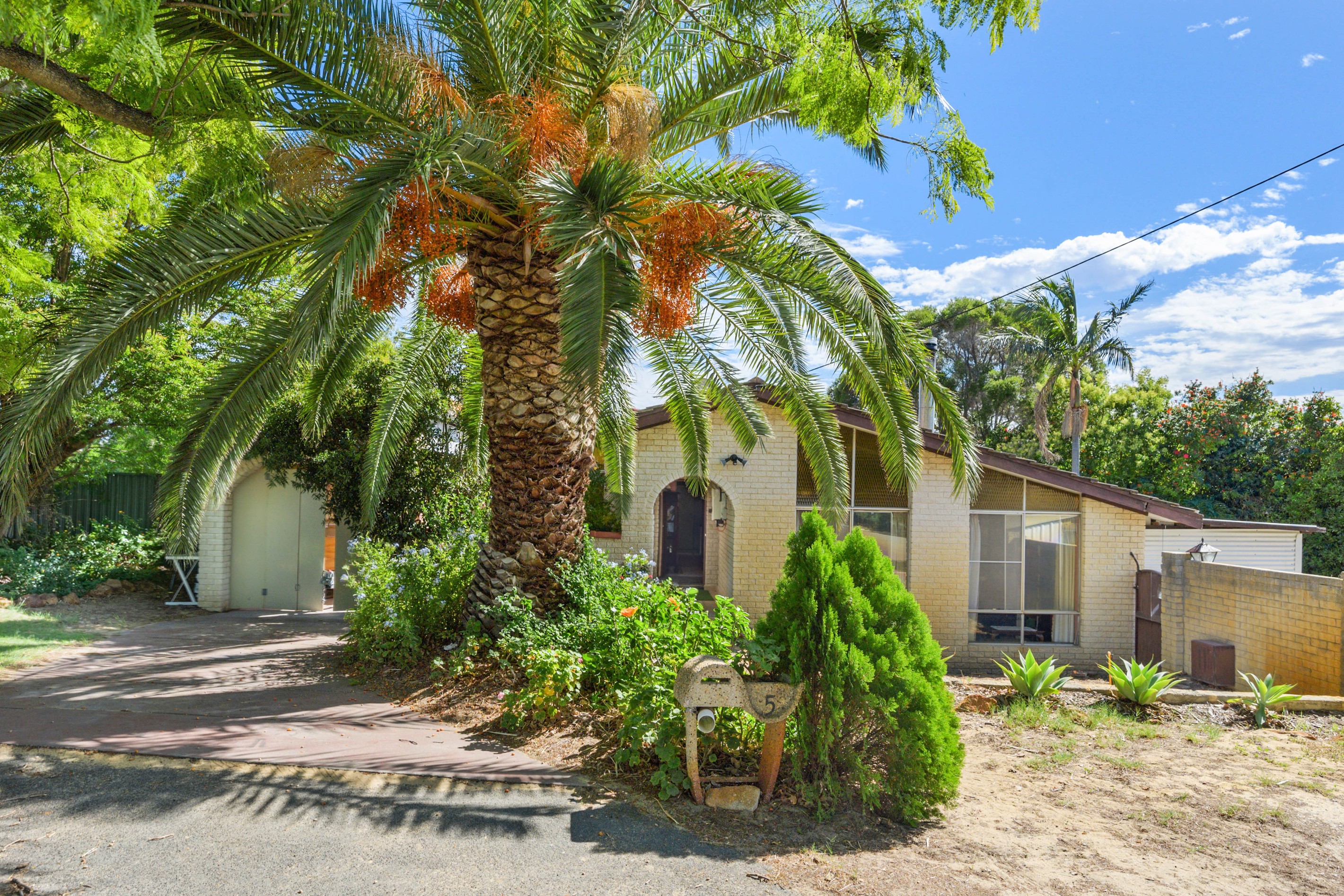 5 Doyle Court, Greenwood, WA 6024