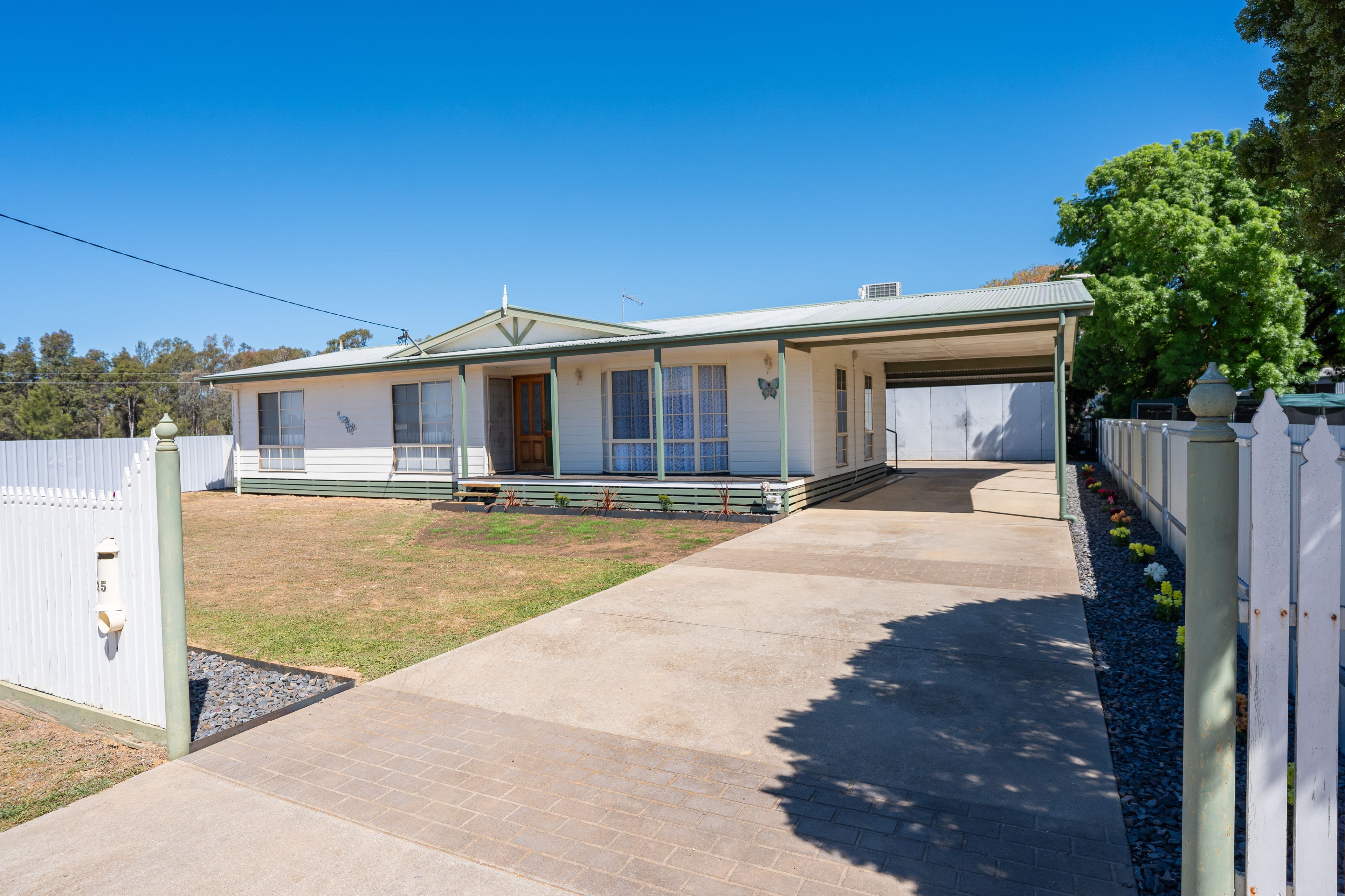 25 Wenke Street, Walla Walla, NSW 2659