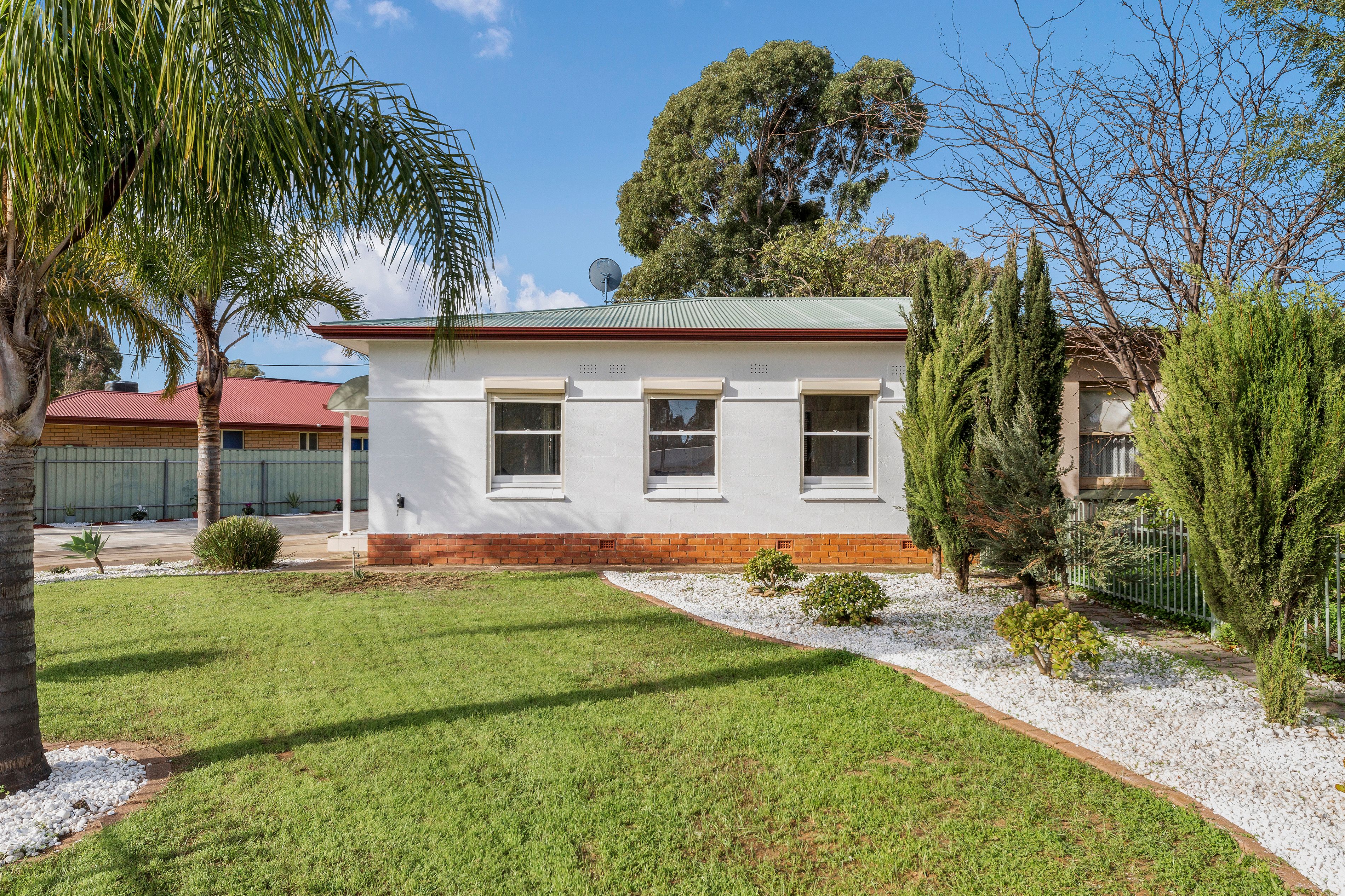 2 Melbury Road, Salisbury North, SA 5108