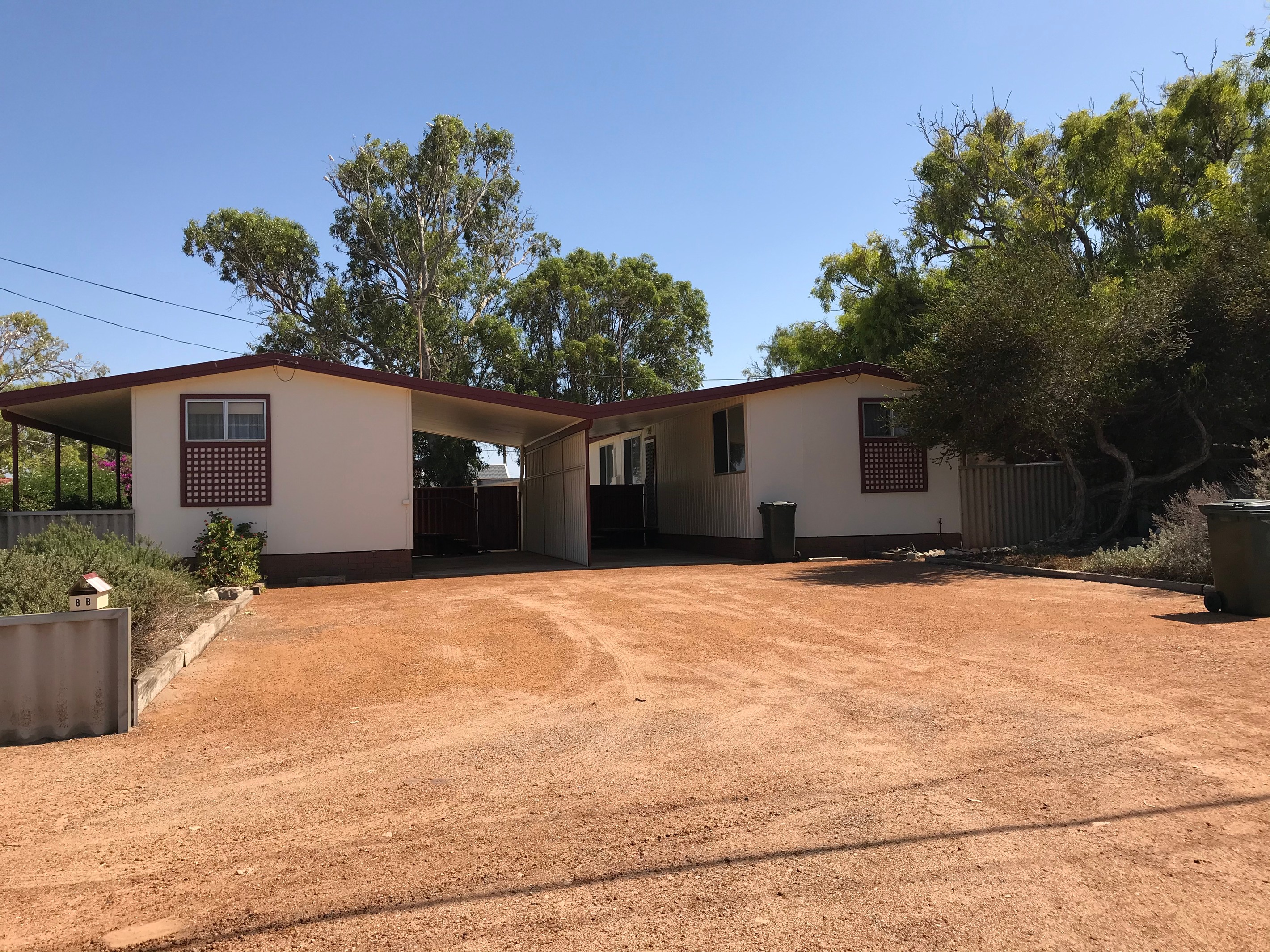 8 Criddle Road, Dongara, WA 6525