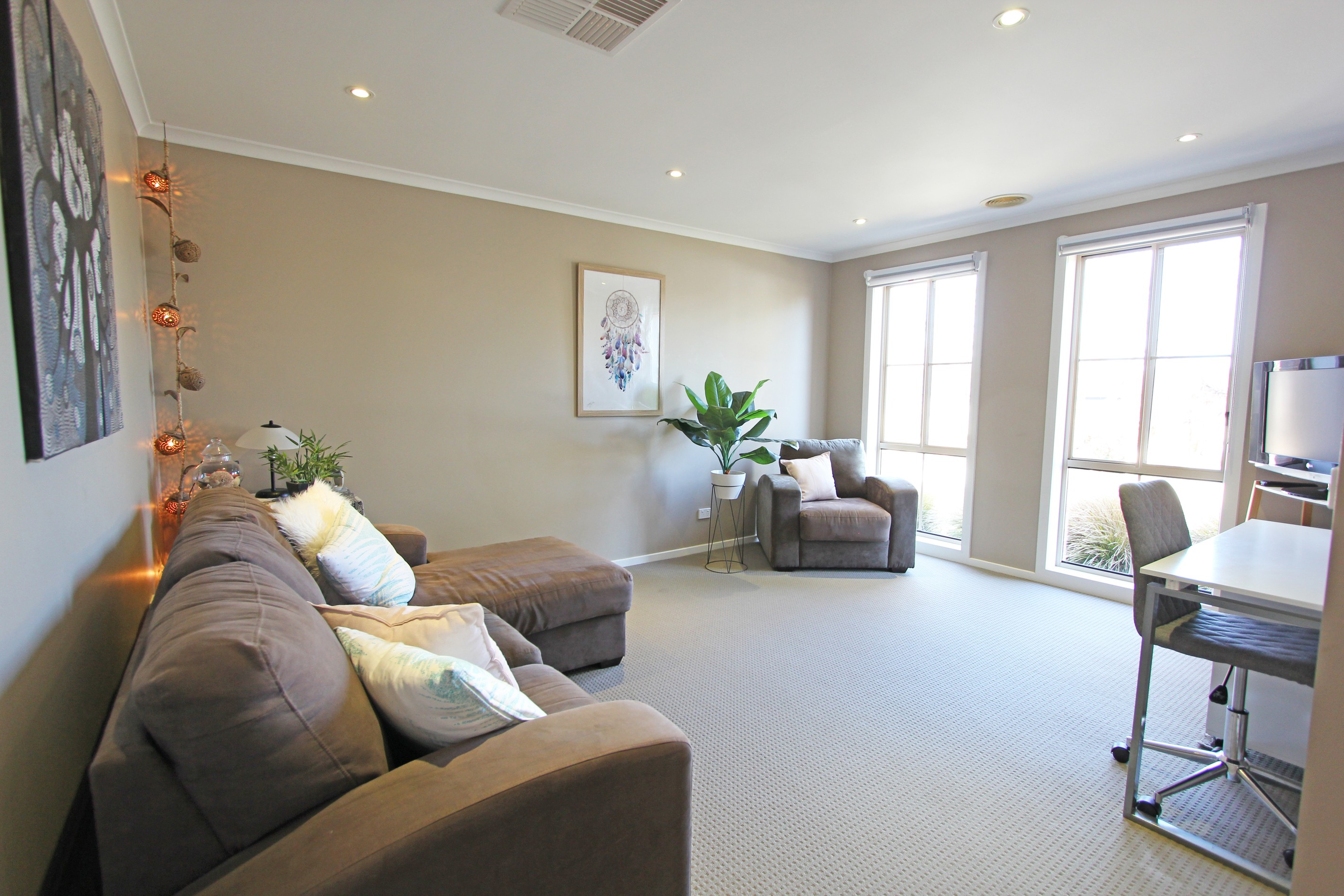 6 Imperial Way, Canadian, VIC 3350