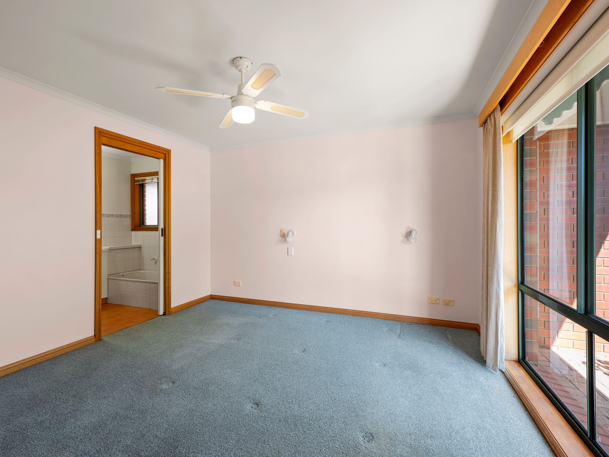 1 Ascot Court — photo 10 of 15